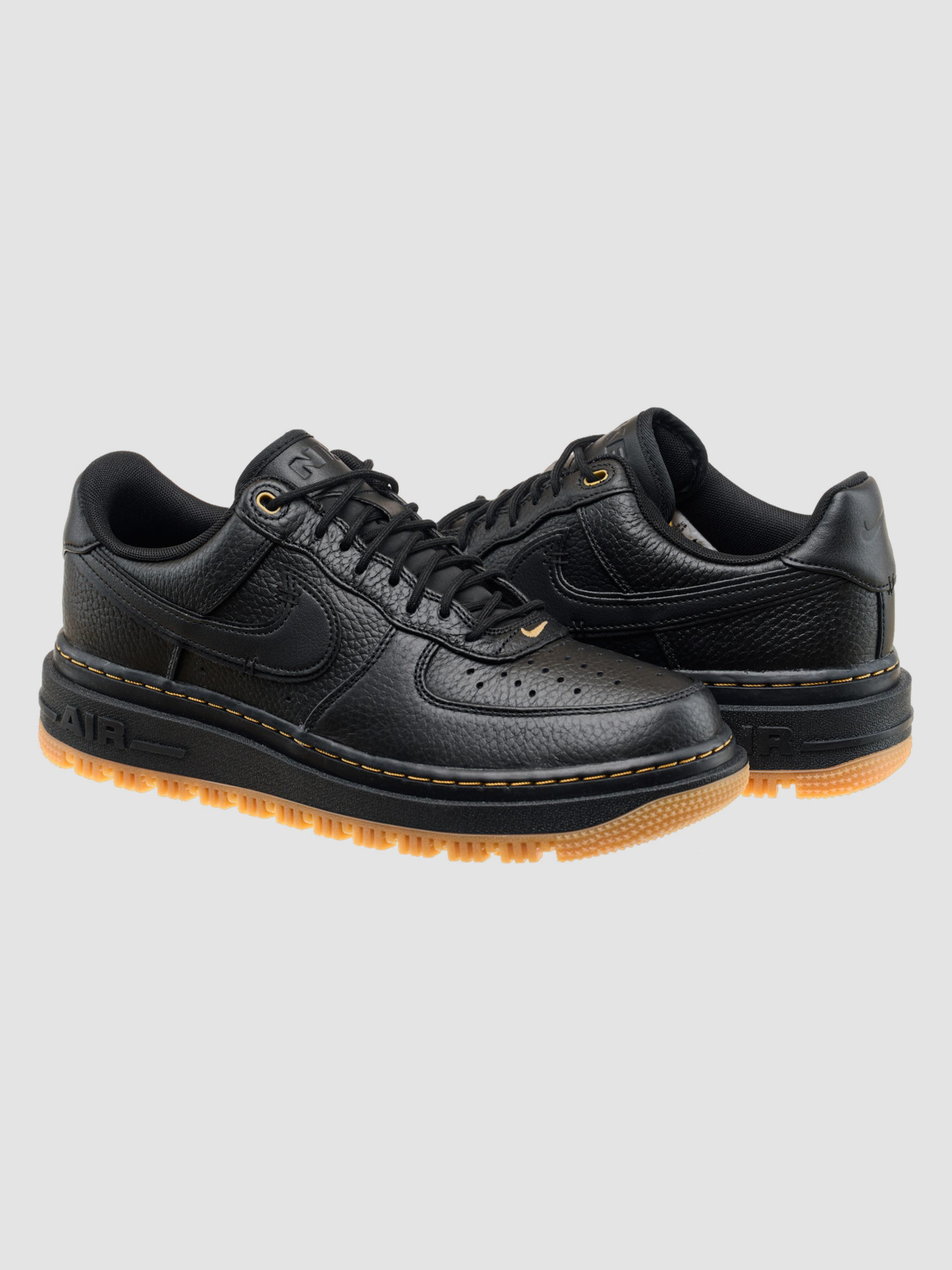 Кроссовки NIKE Air Force модель DB4109-001 Фото