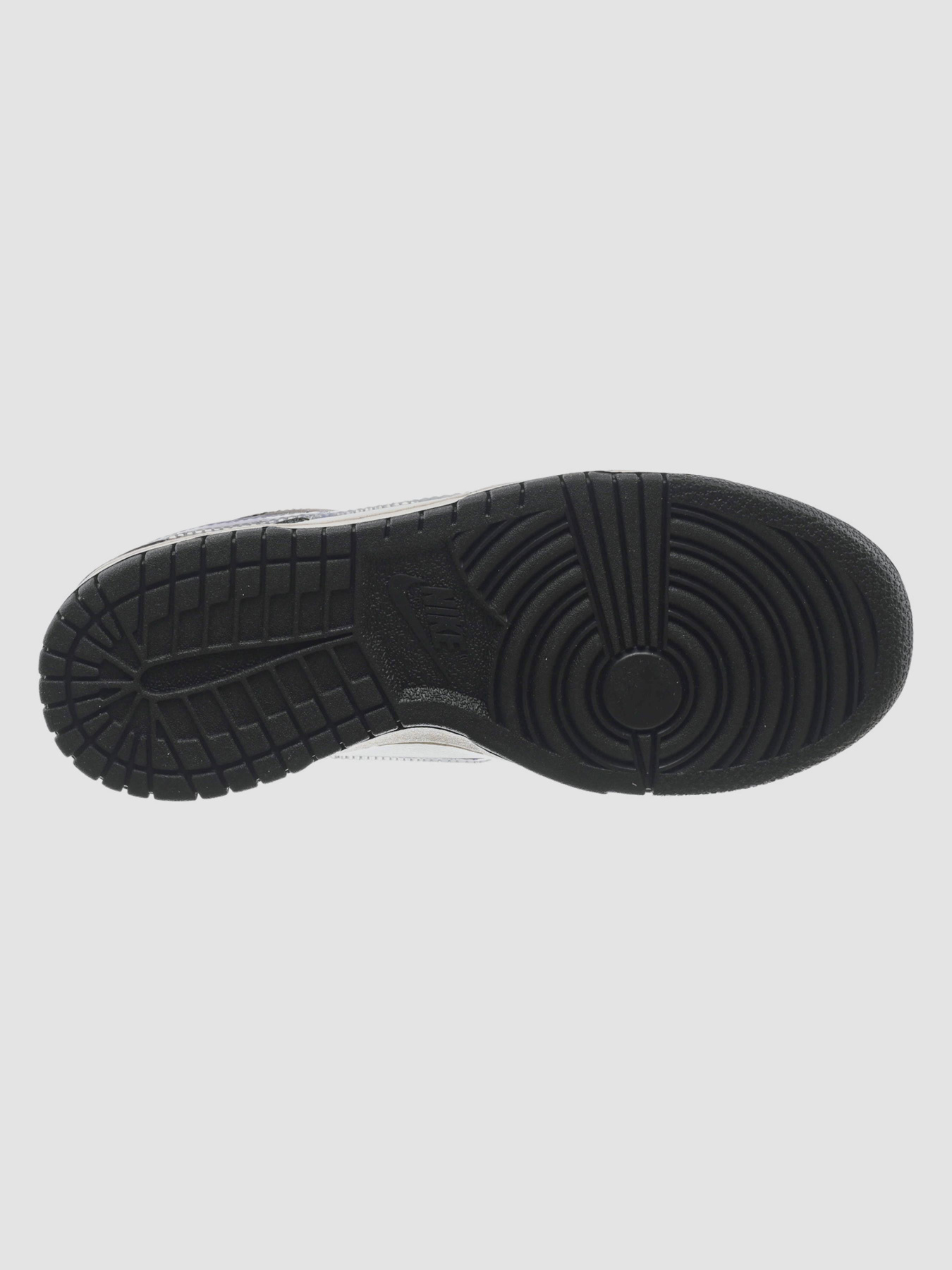 Кросівки NIKE Dunk Low модель FD0689-001 Фото