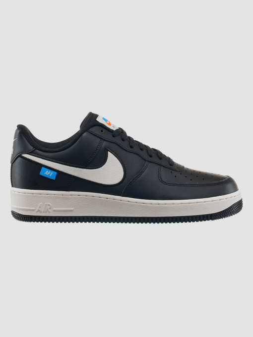 Кроссовки NIKE Air Force модель FN7804-001 Фото