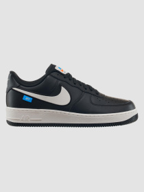 Кросівки NIKE Air Force модель FN7804-001 Фото