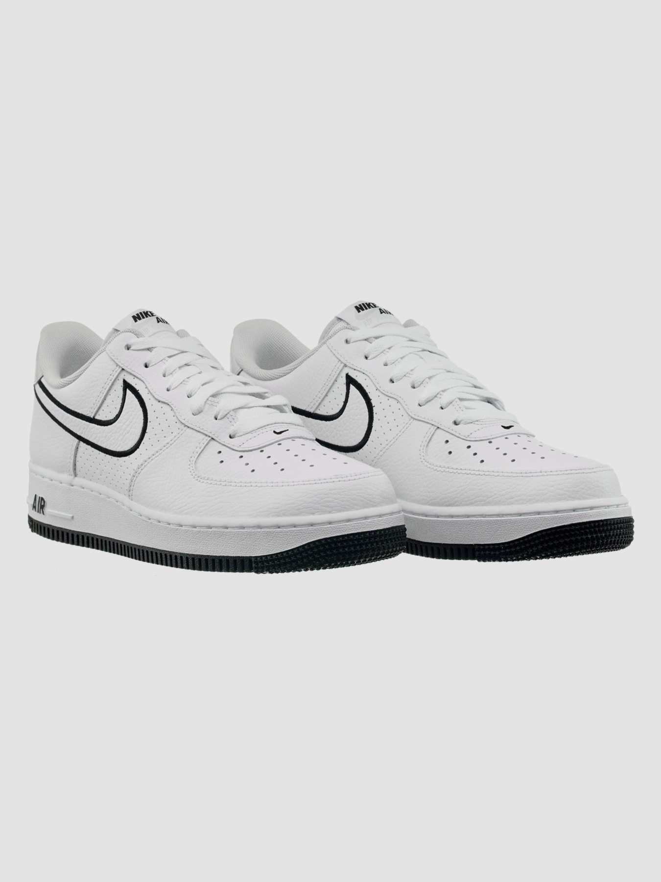Кросівки NIKE Air Force модель FJ4211-100 Фото