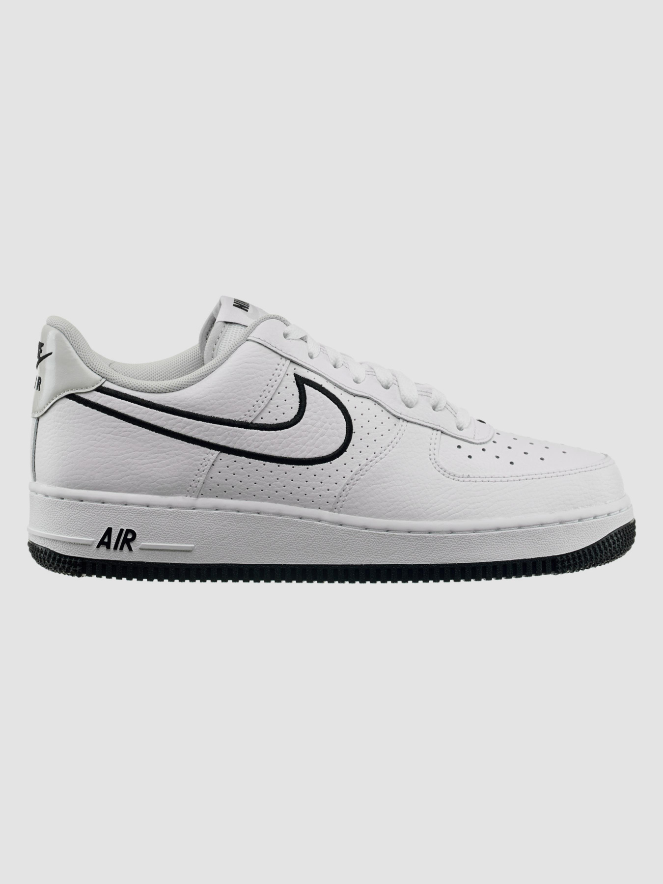 Кросівки NIKE Air Force модель FJ4211-100 Фото