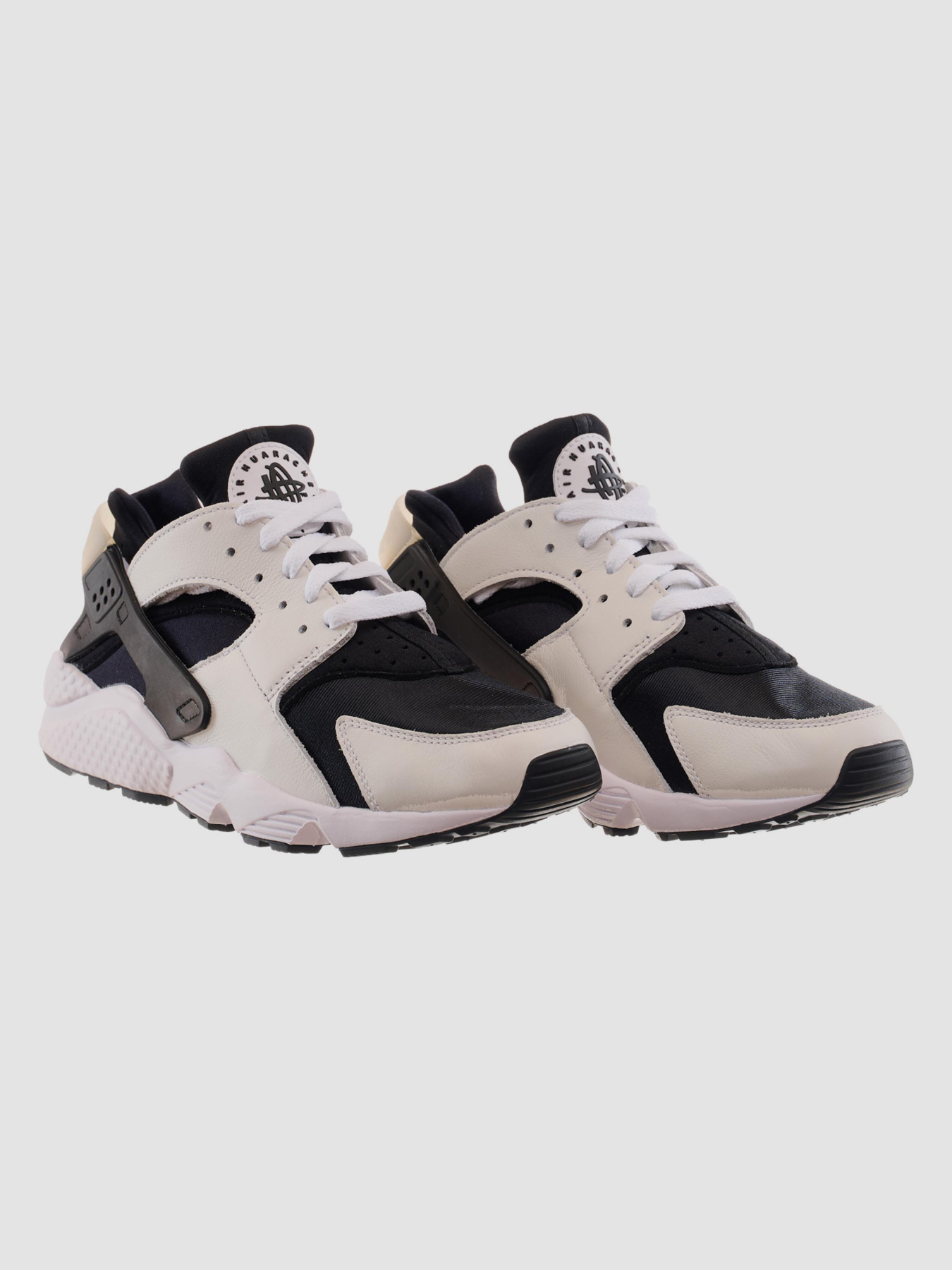 Кросівки NIKE Air Huarache модель DD1068-001 Фото