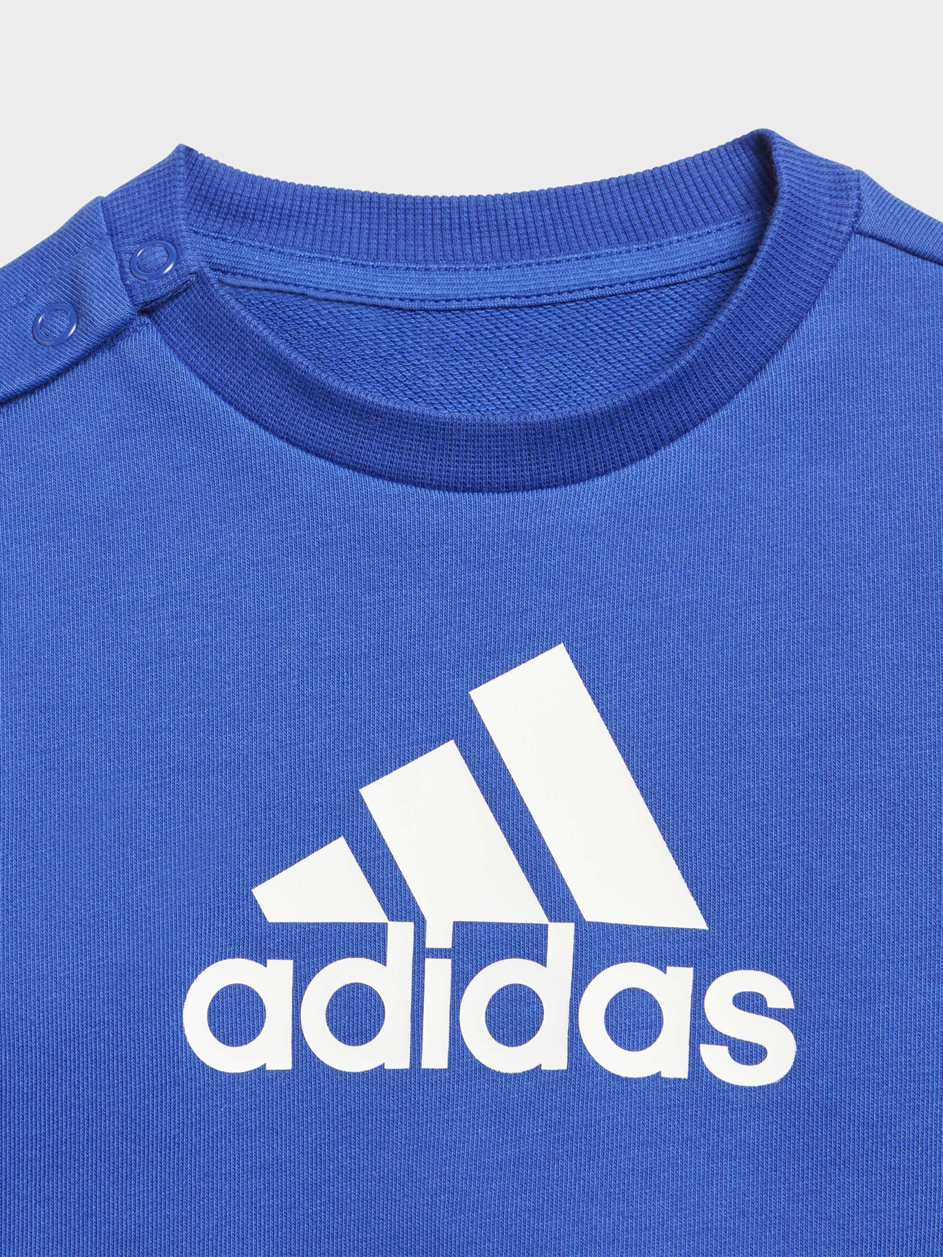 Костюмы Adidas модель IB4767 Костюмы Adidas модель IB4767 Фото