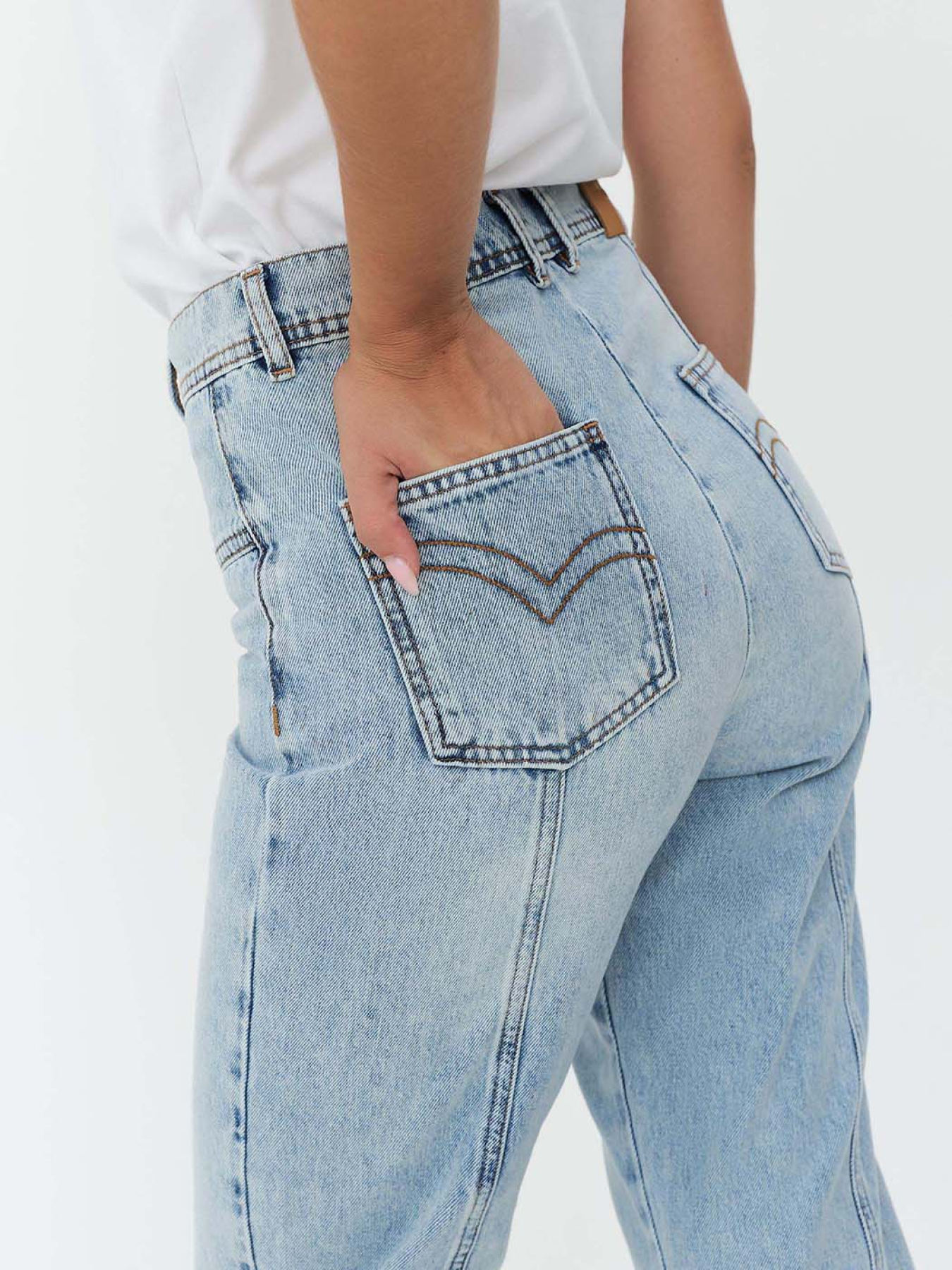 Джинси FASHIONISTA модель J5030 Джинси FASHIONISTA модель J5030 Фото