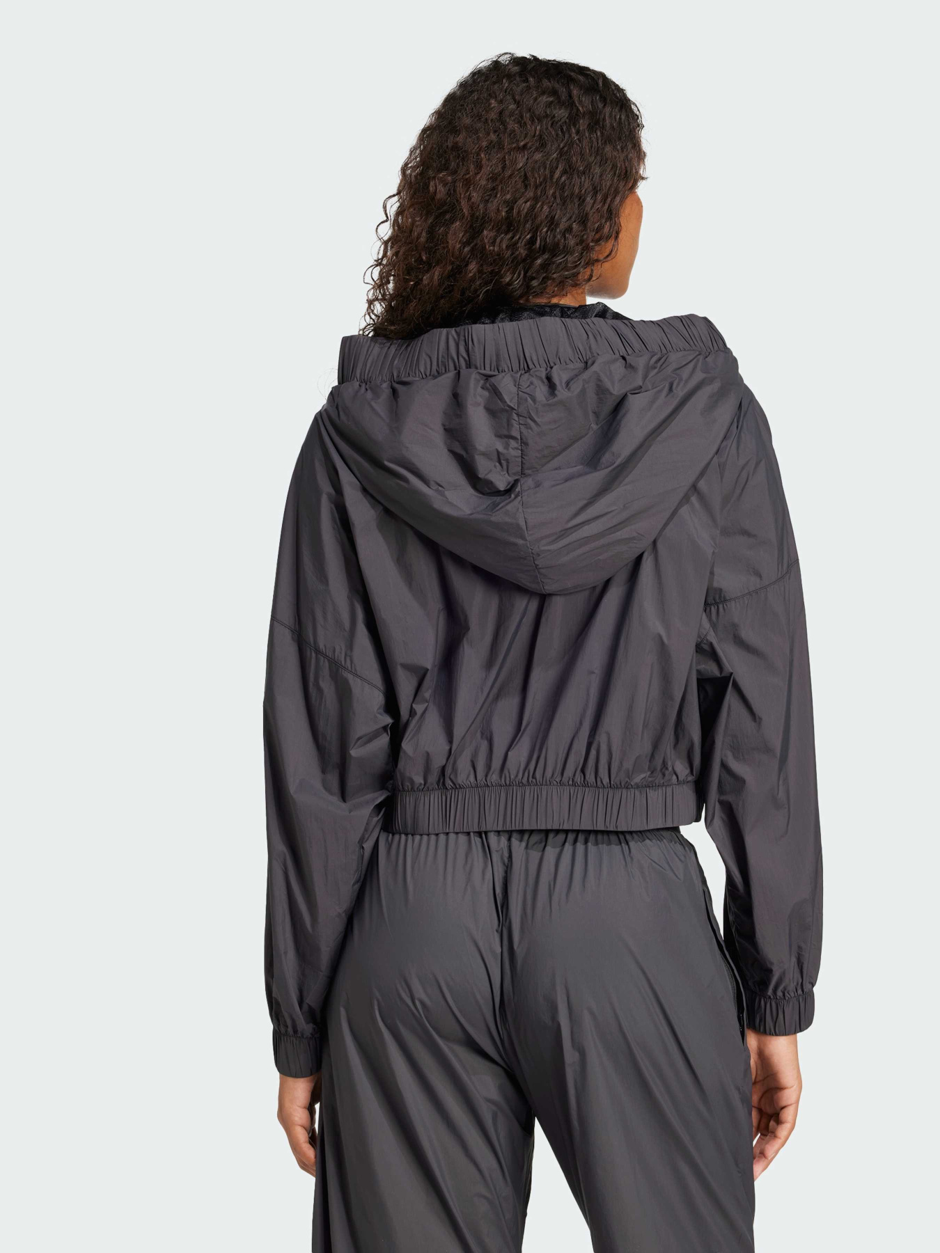 Куртки та дублянки Adidas модель JJ0905 Куртки та дублянки Adidas модель JJ0905 Фото