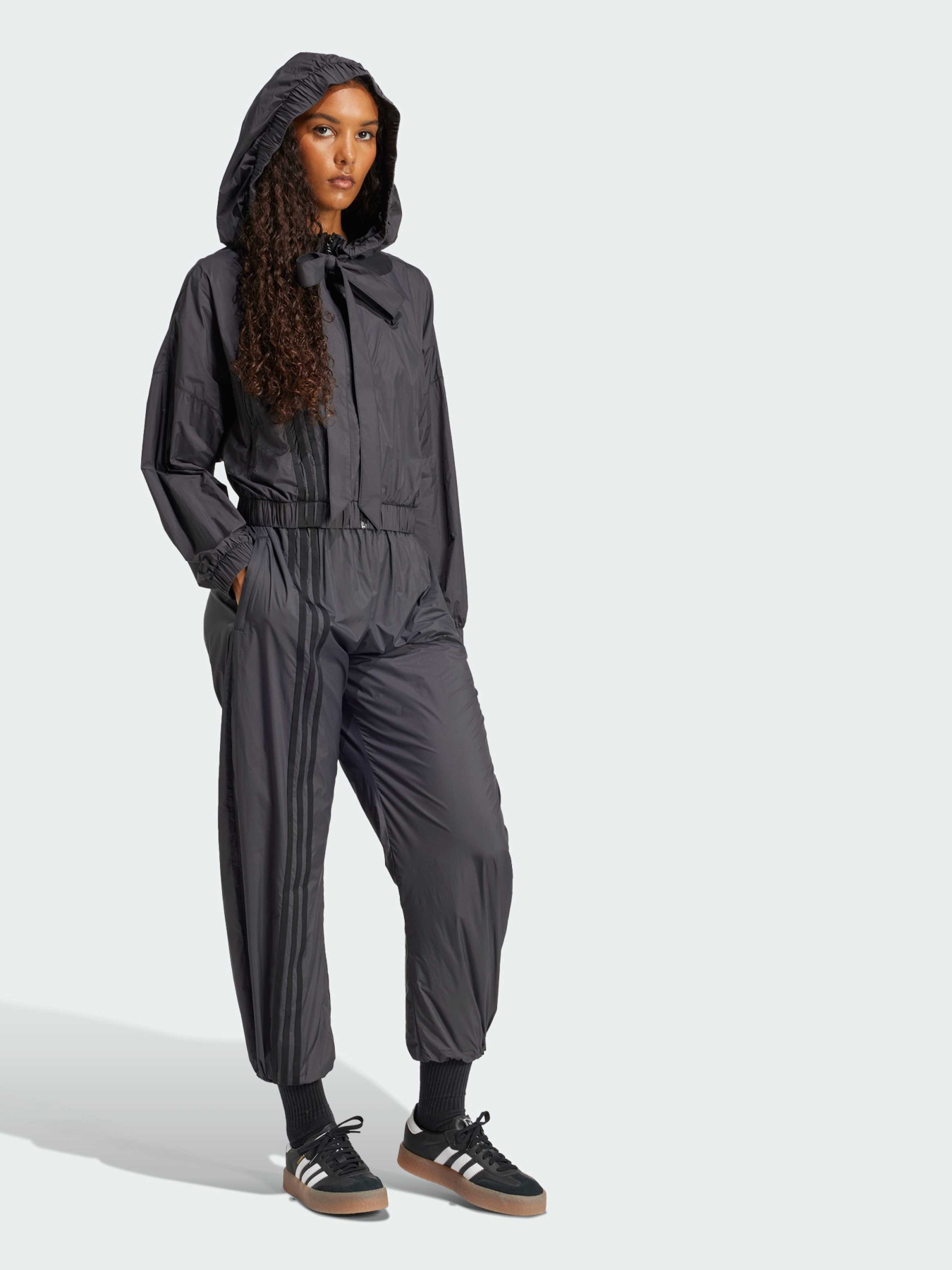 Куртки та дублянки Adidas модель JJ0905 Куртки та дублянки Adidas модель JJ0905 Фото