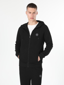 Худи и свитшоты Colin’s модель CL1060263_Q1.V1_BLK Фото