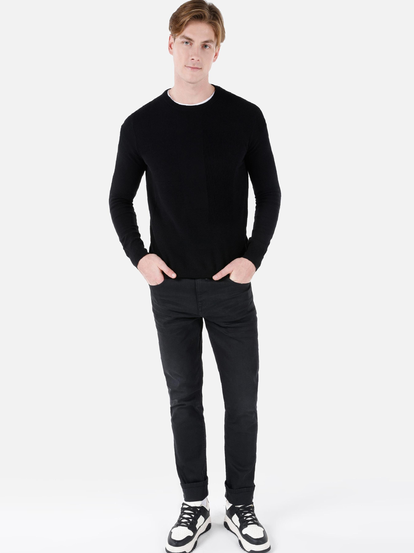 Худи и свитшоты Colin’s модель CL1067490_Q1.V1_BLK Фото