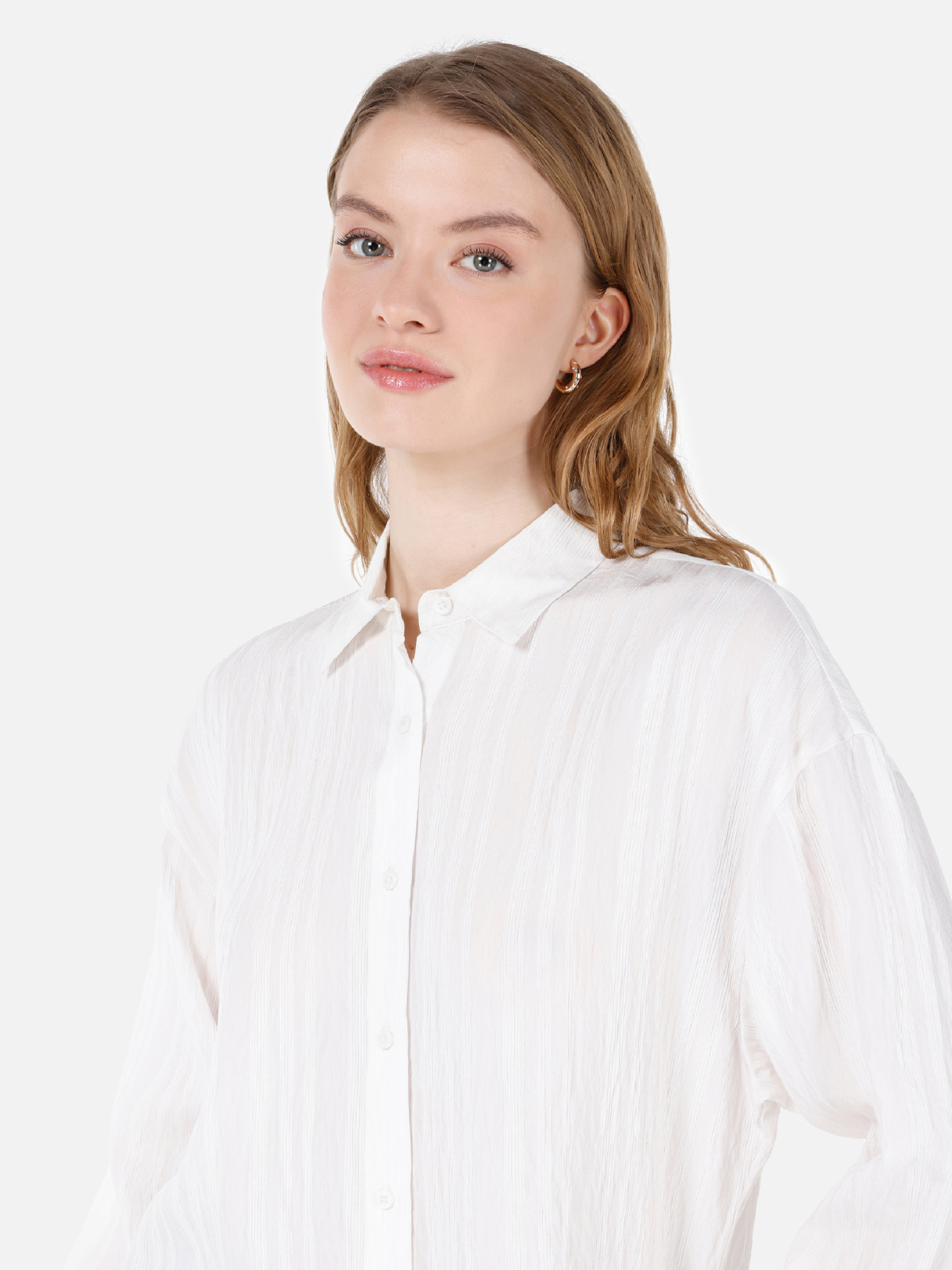Сорочки Colin’s модель CL1067333_Q1.V1_WHT Фото