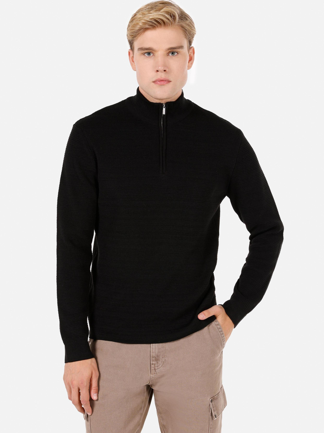 Худи и свитшоты Colin’s модель CL1072290_Q1.V1_BLK Фото