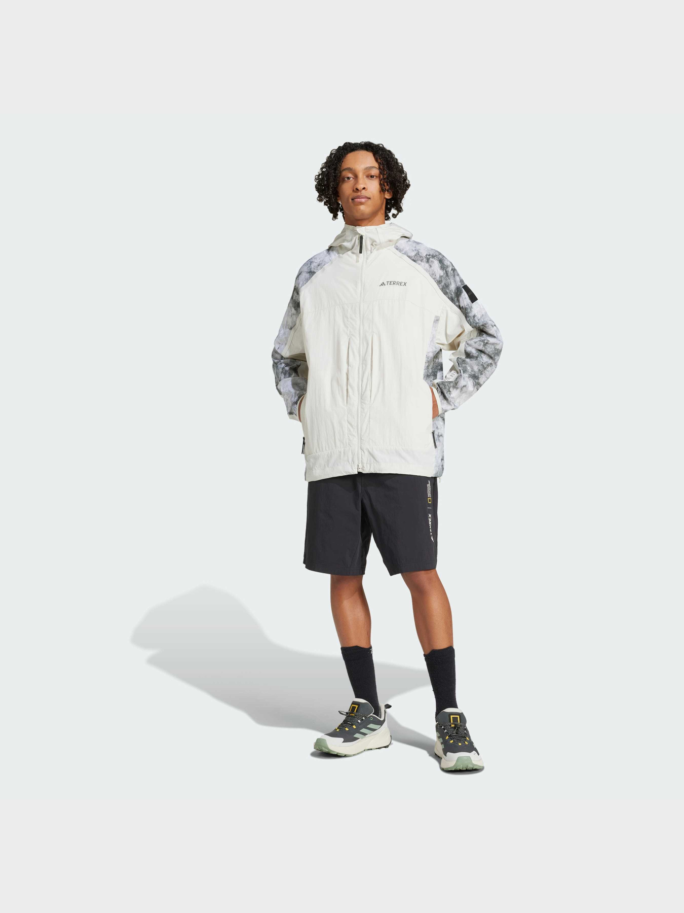 Куртки и дубленки Adidas модель JD5838 Куртки и дубленки Adidas модель JD5838 Фото