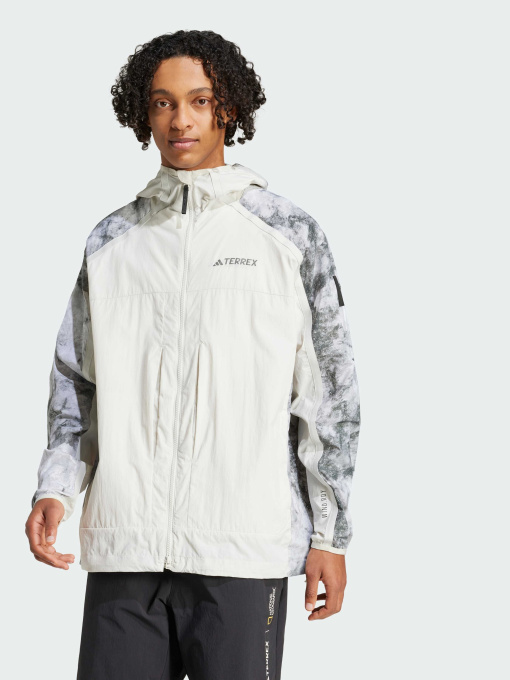 Куртки та дублянки Adidas модель JD5838 Фото