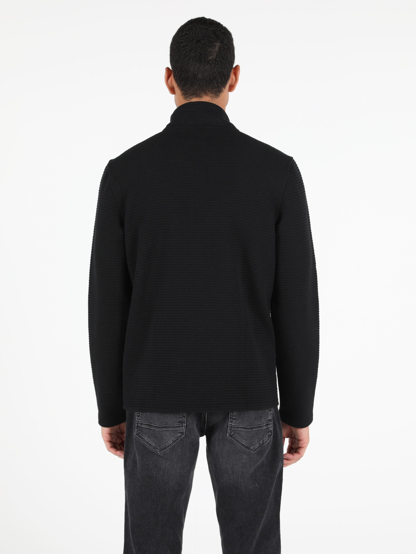 Худи и свитшоты Colin’s модель CL1050964_Q1.V1_BLK Фото
