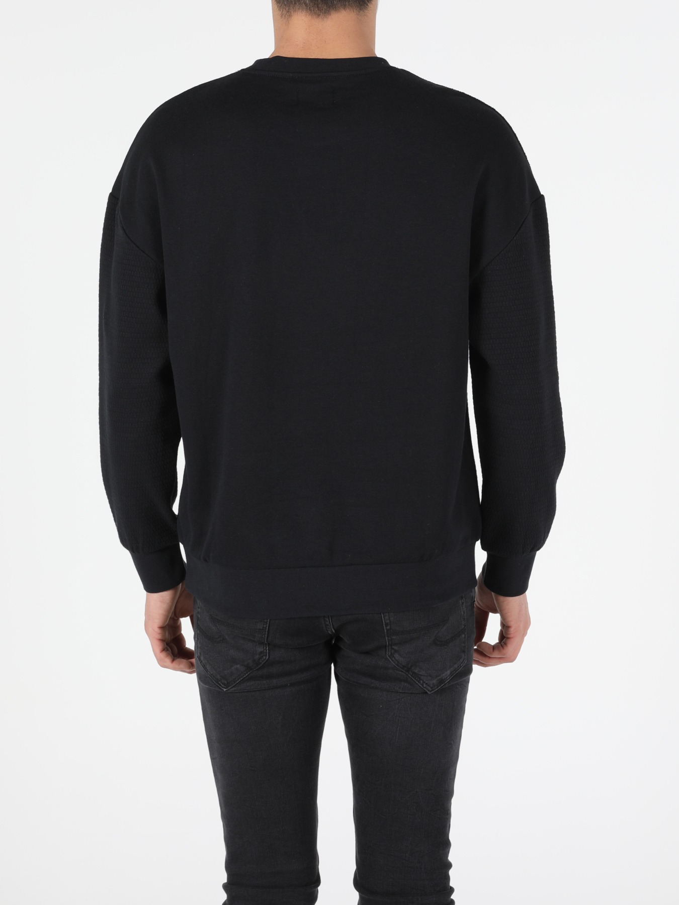 Худи и свитшоты Colin’s модель CL1050660_Q1.V1_BLK Фото