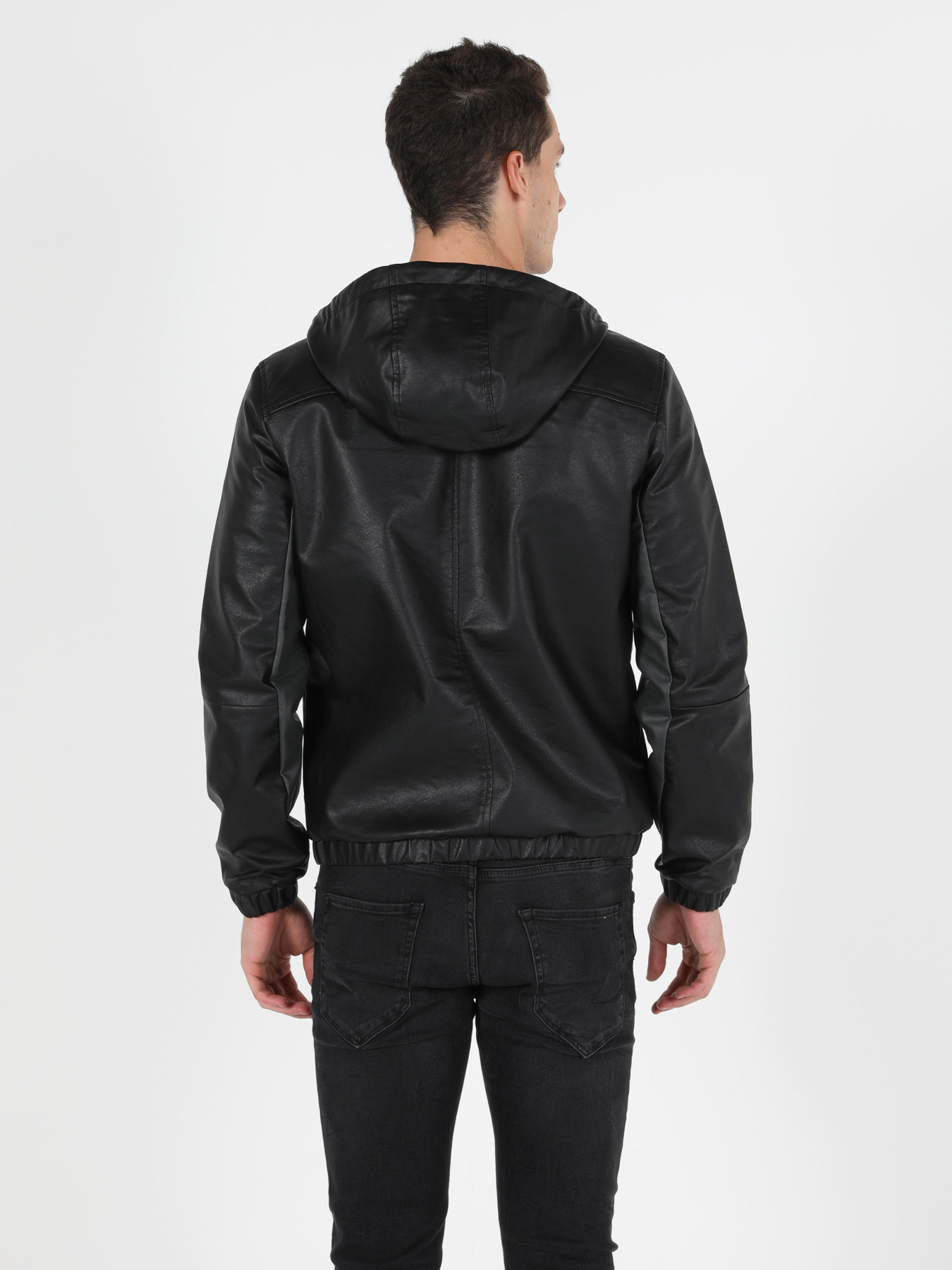 Куртки та дублянки Colin’s модель CL1050094_Q1.V1_BLK Фото