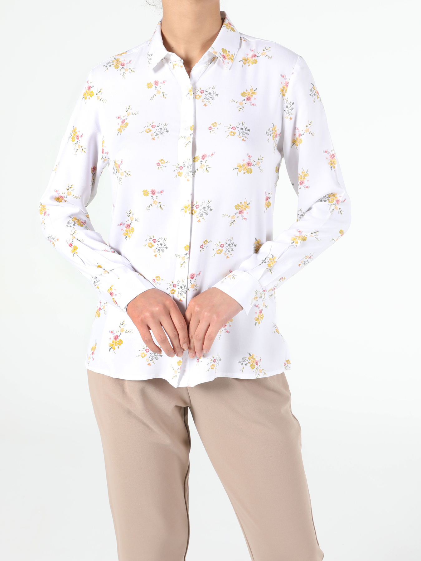 Сорочки Colin’s модель CL1053406_Q1.V1_WHT Фото