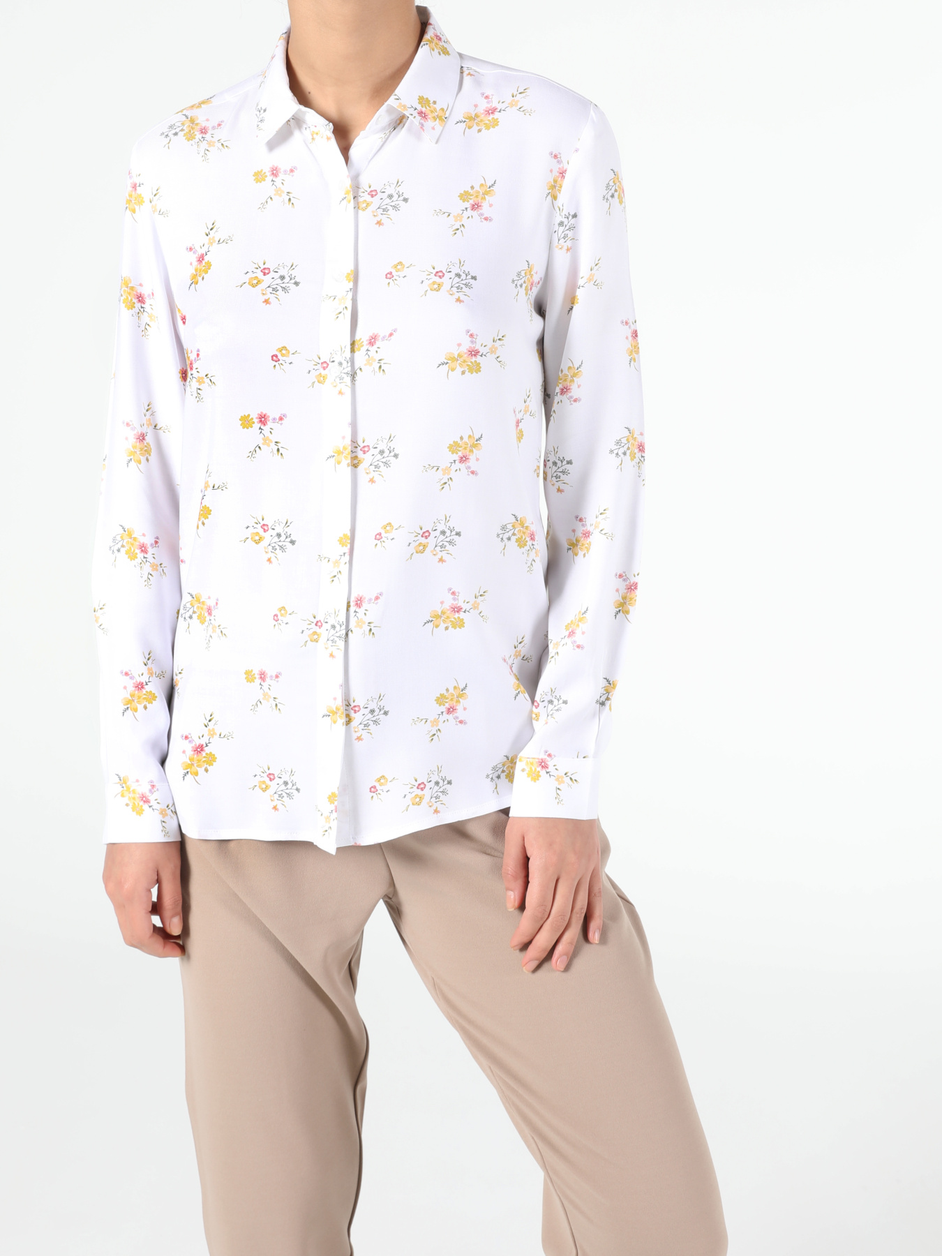 Сорочки Colin’s модель CL1053406_Q1.V1_WHT Фото
