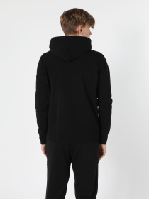 Худи и свитшоты Colin’s модель CL1054842_Q1.V1_BLK Фото