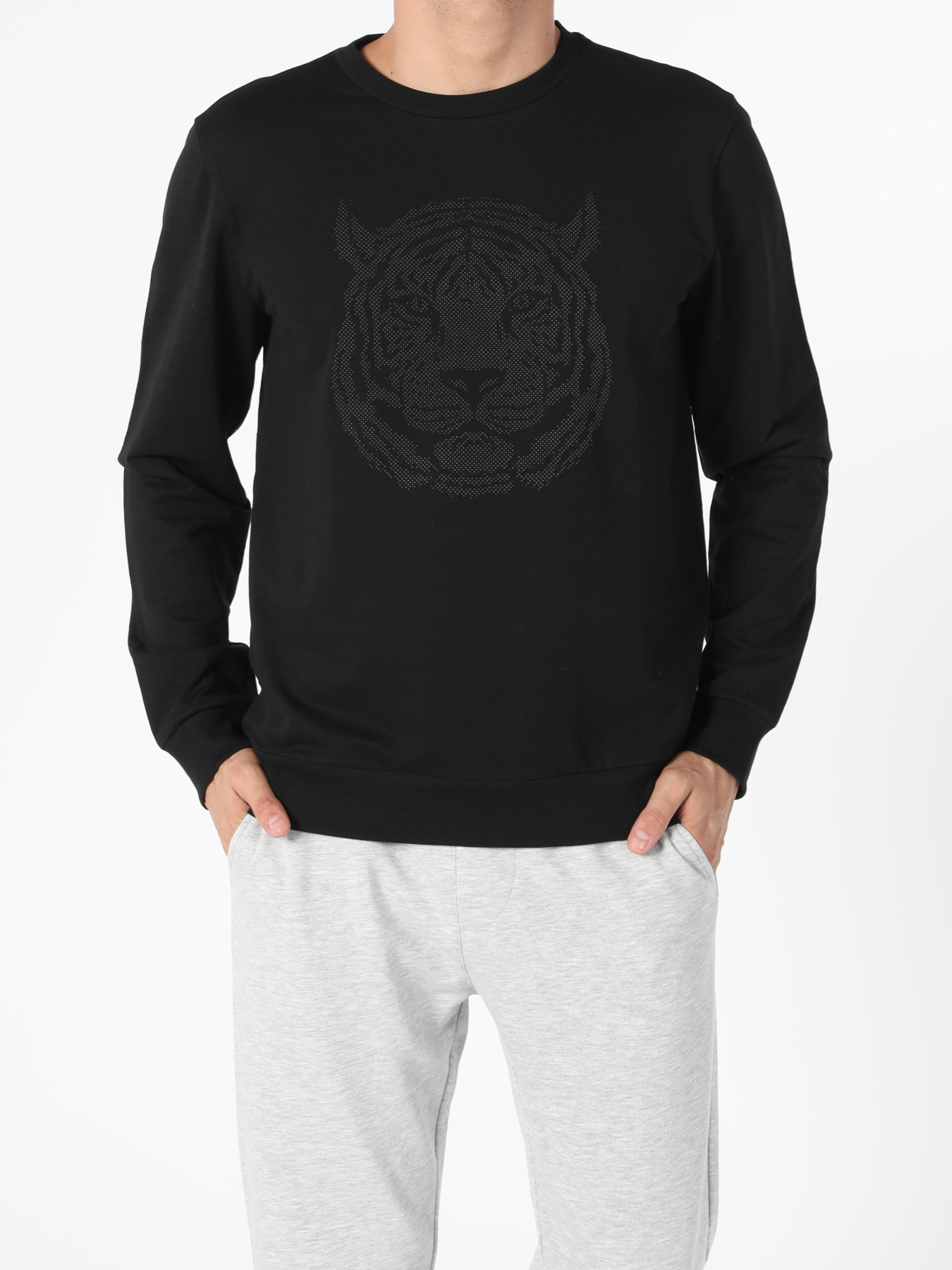 Худи и свитшоты Colin’s модель CL1055796_Q1.V1_BLK Фото