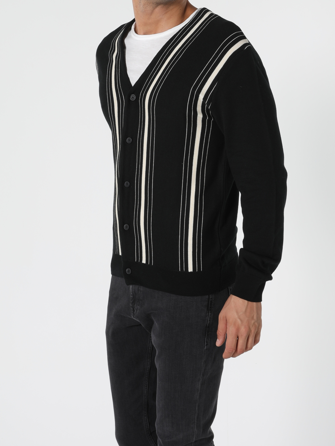 Худи и свитшоты Colin’s модель CL1054871_Q1.V1_BLK Фото