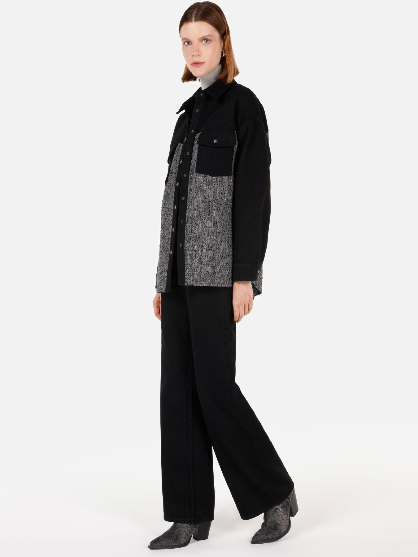 Куртки и дубленки Colin’s модель CL1071239_Q1.V1_BLK Фото