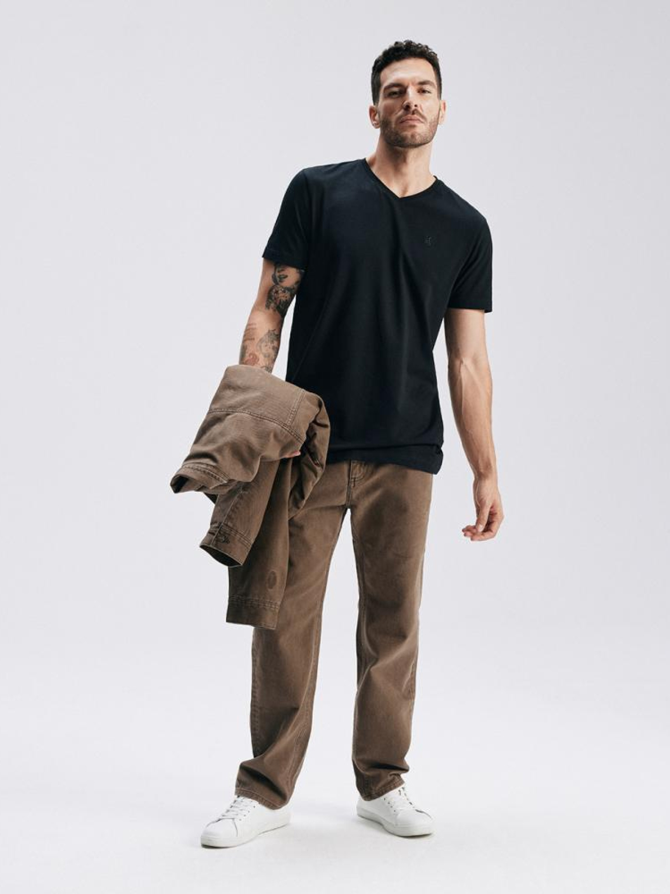 Футболки и поло DIVERSE V Neck 251 модель 10046178 Футболки и поло DIVERSE V Neck 251 модель 10046178 Фото