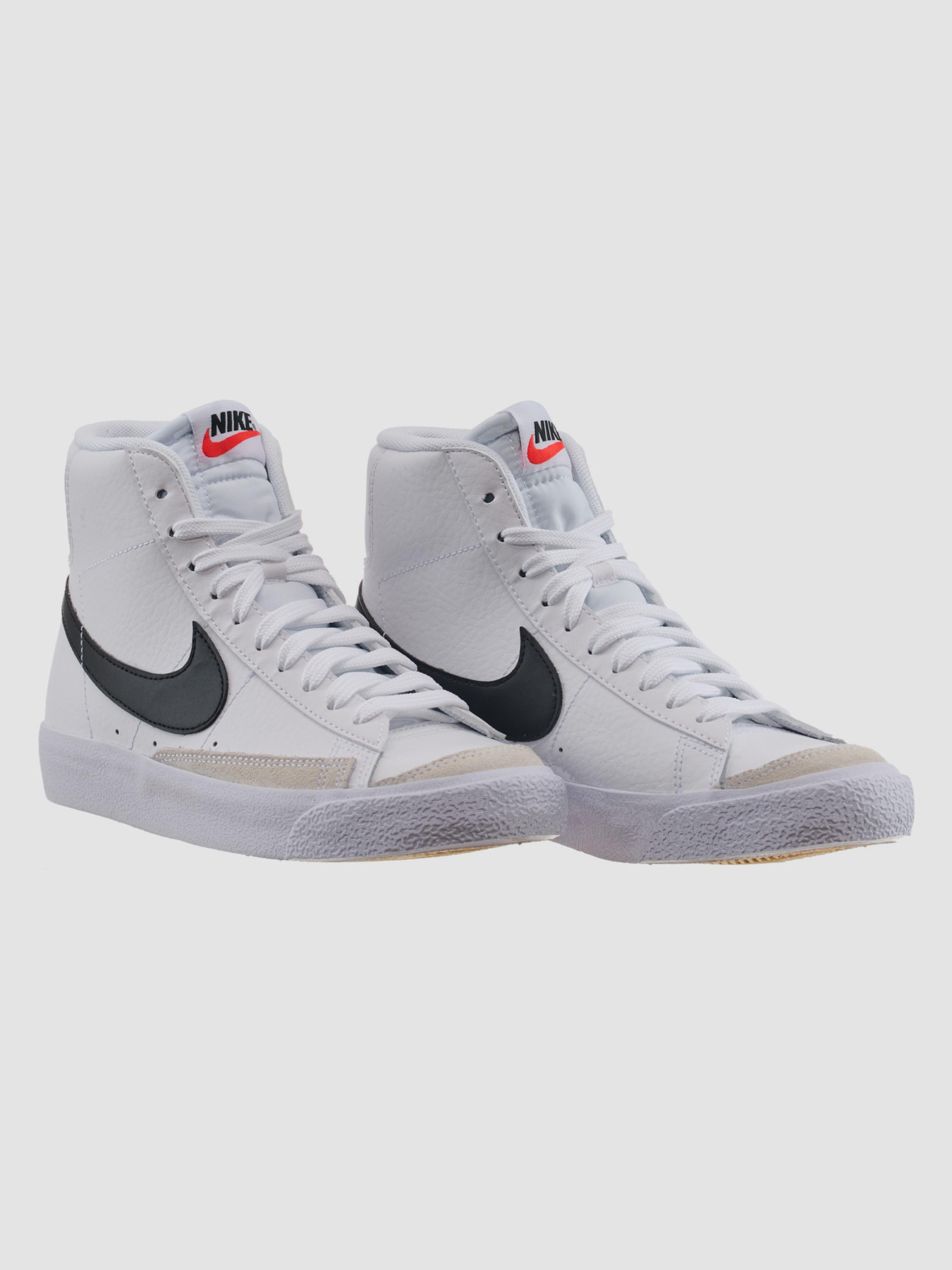 Кеды NIKE Nike Blazer Mid 77 модель DA4086-100 Фото