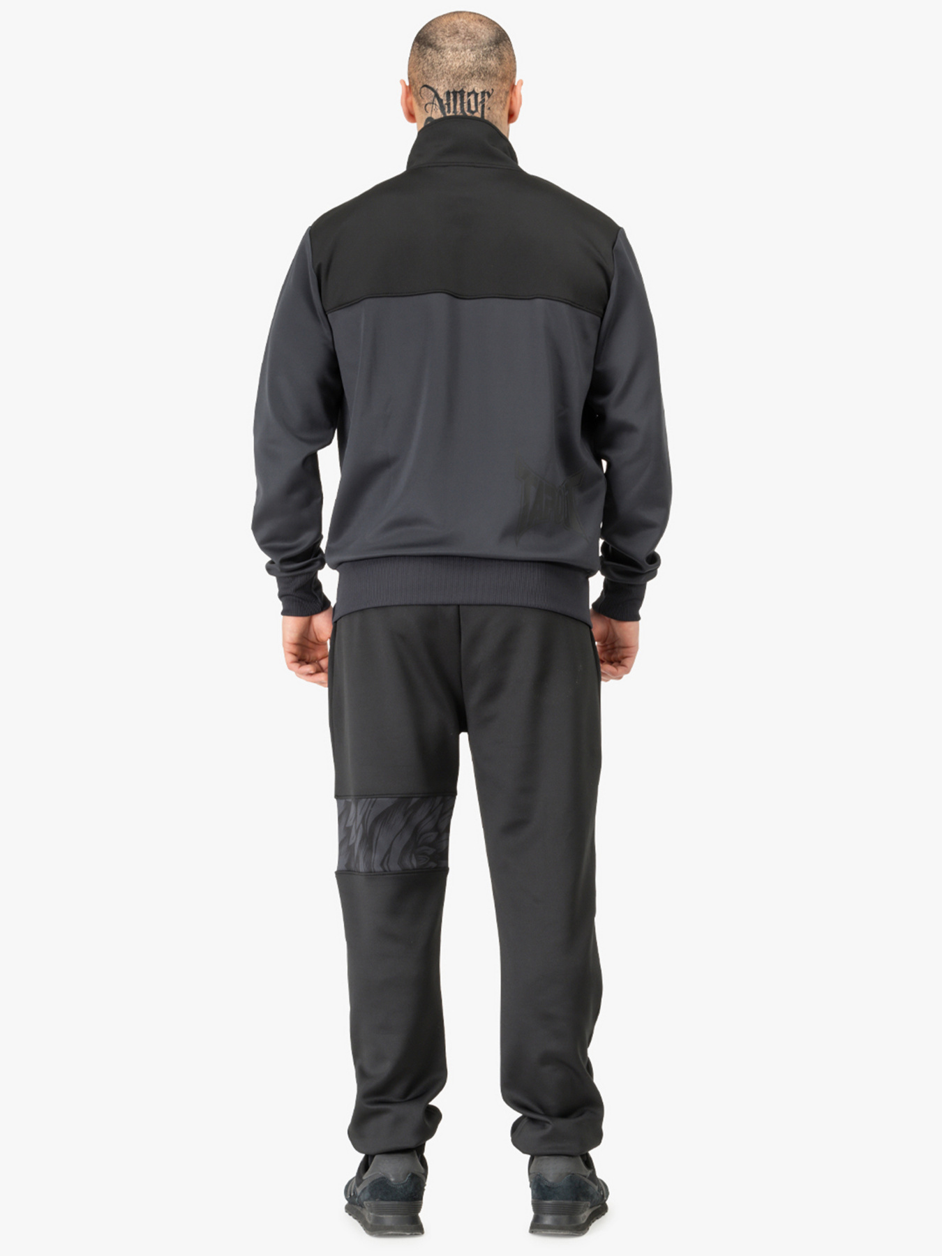 Костюмы Tapout Spirit Tracksuit модель 940038 Костюмы Tapout Spirit Tracksuit модель 940038 Фото
