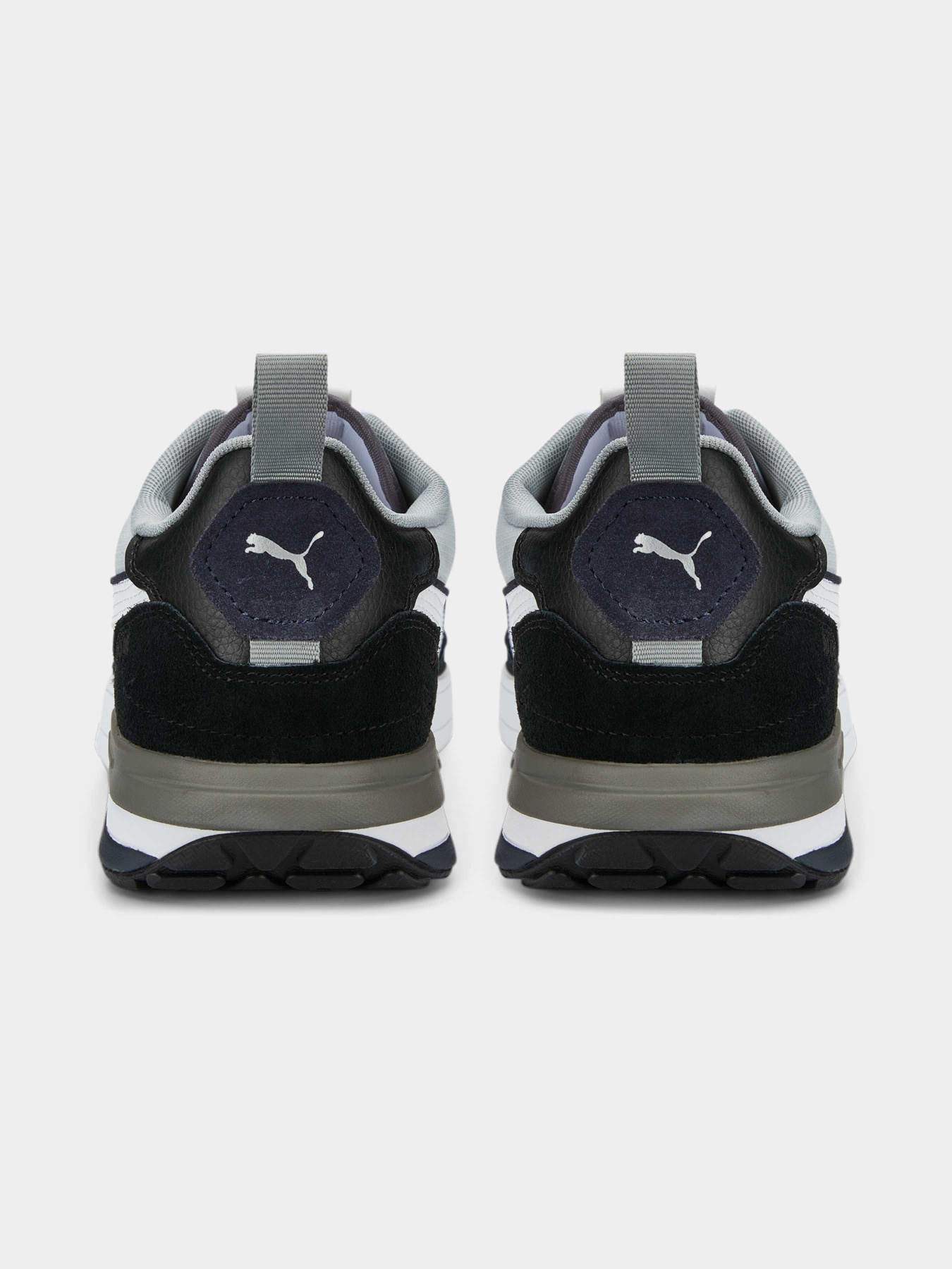 Кросівки PUMA R22 модель 383462 Фото