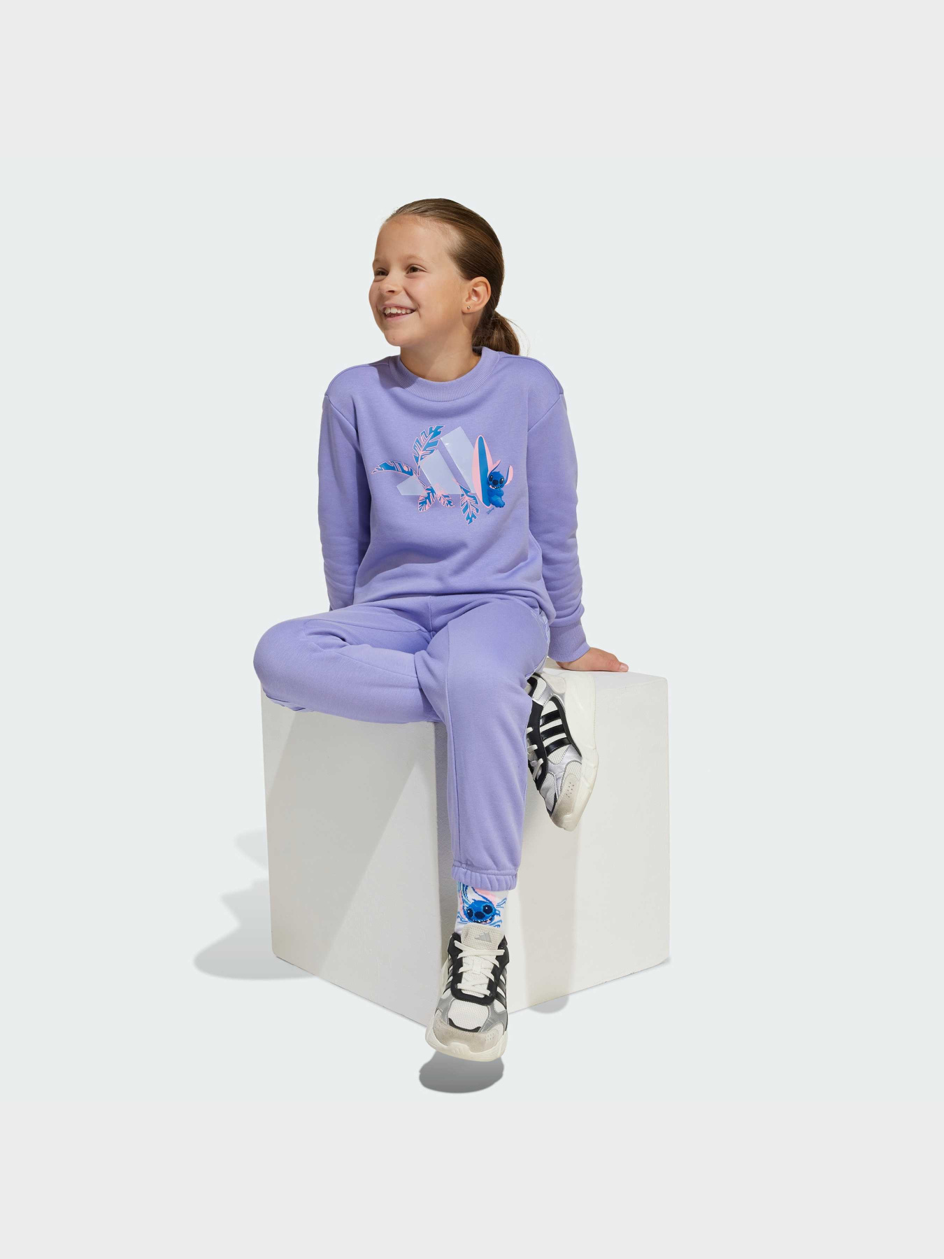 Костюмы Adidas x Disney модель JD4561 Костюмы Adidas x Disney модель JD4561 Фото