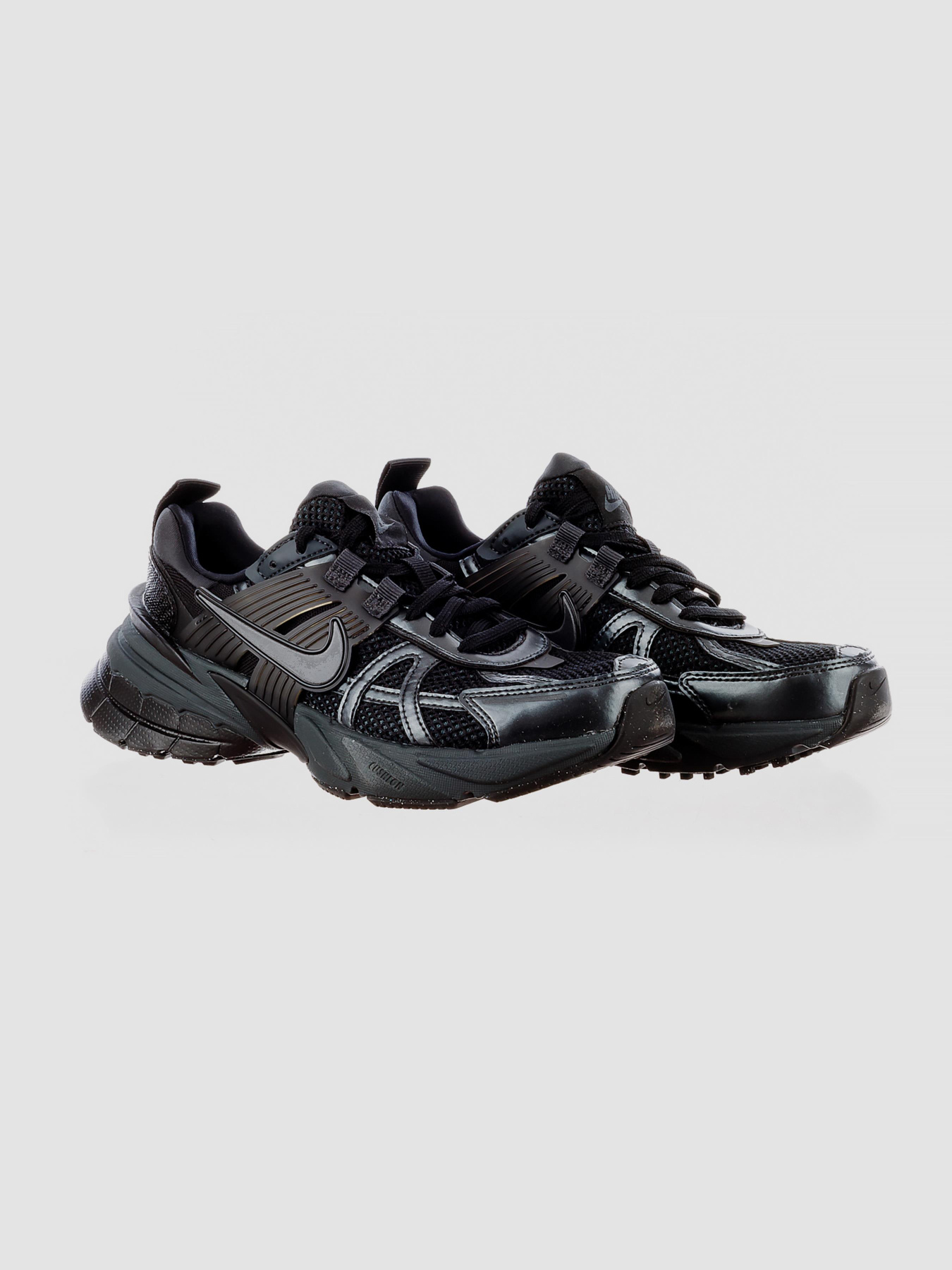 Кросівки NIKE V2k Run модель FD0736-001 Фото
