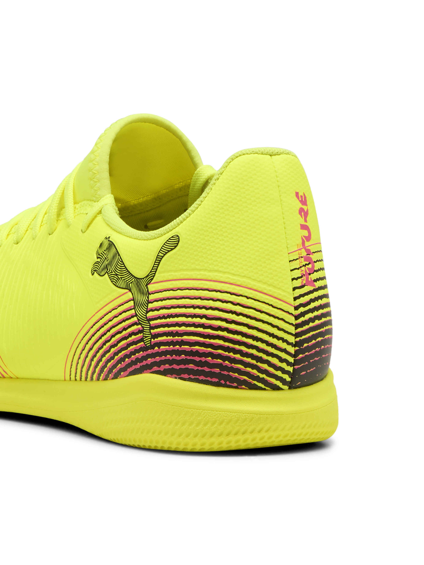 Кросівки PUMA Future 8 Play It модель 108379 Фото