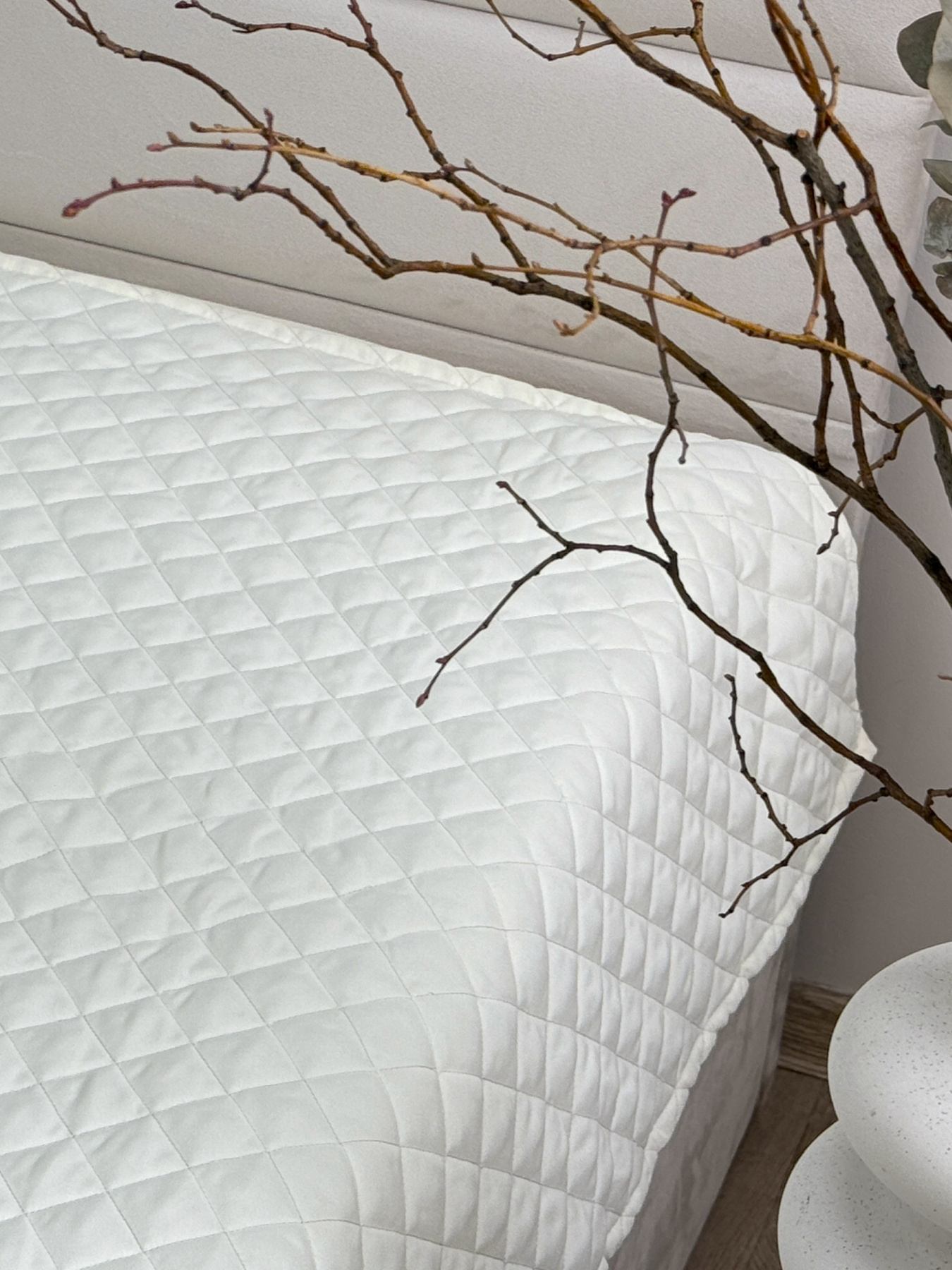 Покрывало декоративное антиаллергенное молочного цвета Cream White Ecotton модель 25175 Покрывало декоративное антиаллергенное молочного цвета Cream White Ecotton модель 25175 Фото