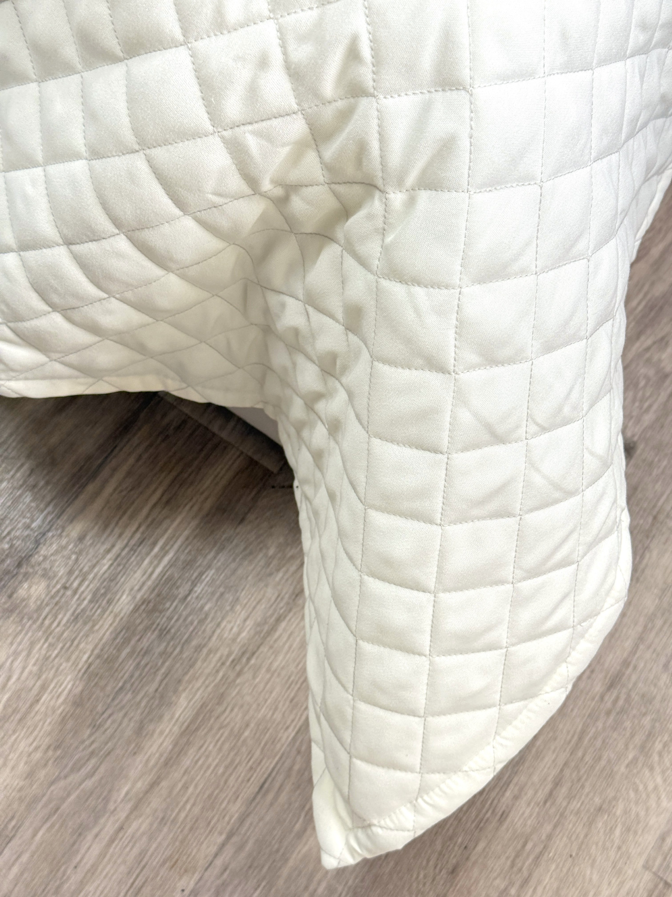 Покрывало декоративное антиаллергенное молочного цвета Cream White Ecotton модель 25175 Покрывало декоративное антиаллергенное молочного цвета Cream White Ecotton модель 25175 Фото