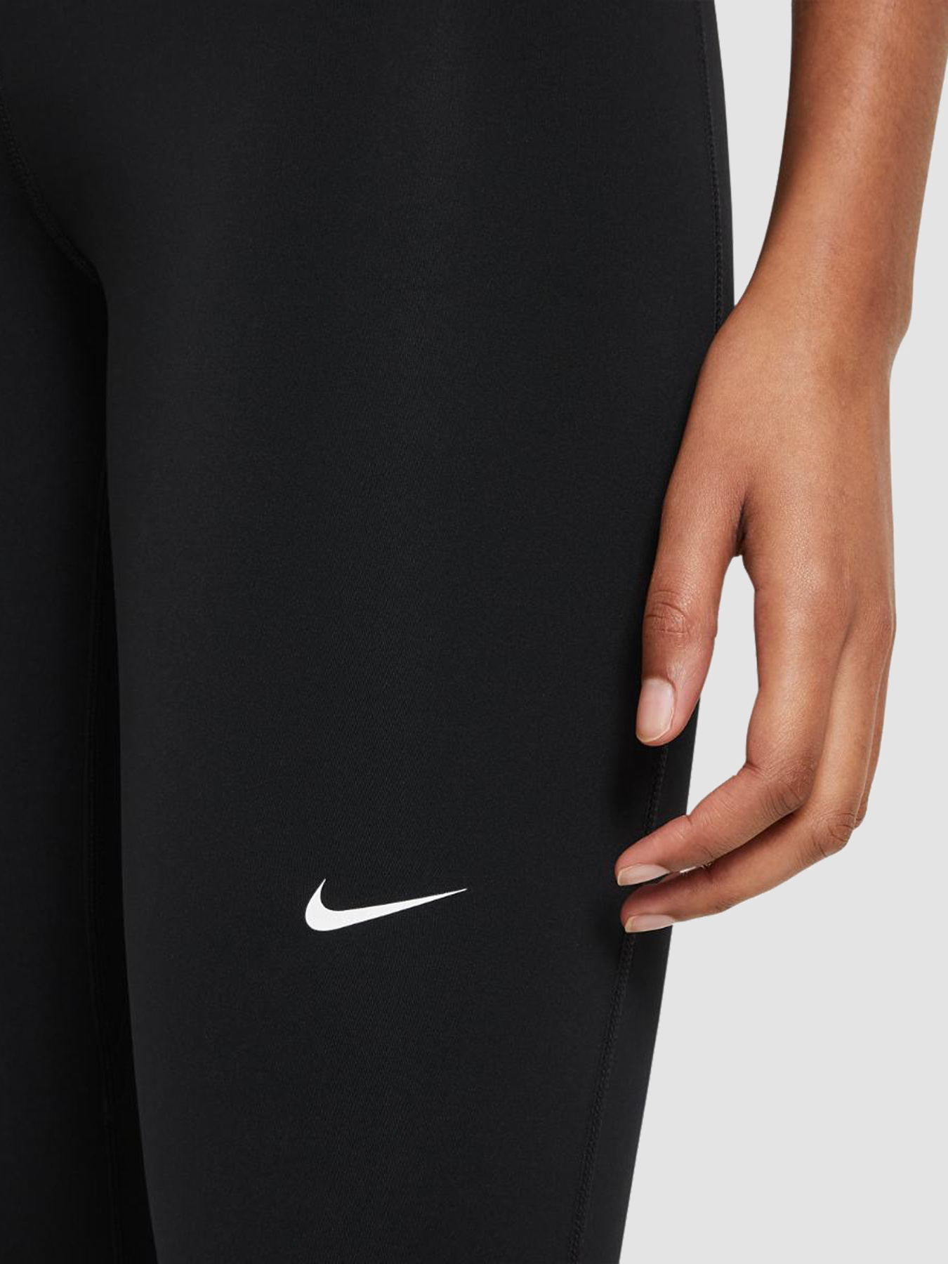 Брюки NIKE W Np 365 Tight модель CZ9779-010 Брюки NIKE W Np 365 Tight модель CZ9779-010 Фото