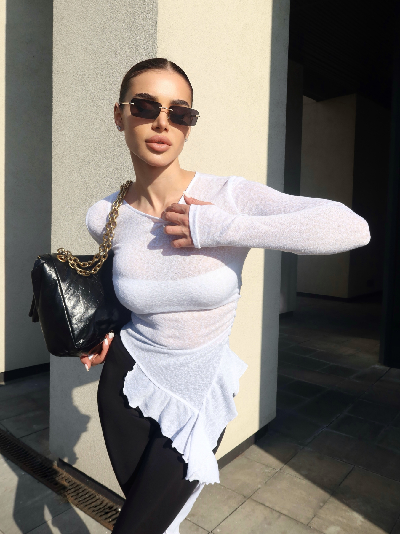 Худи и свитшоты Jadone Fashion модель Nensi Худи и свитшоты Jadone Fashion модель Nensi Фото