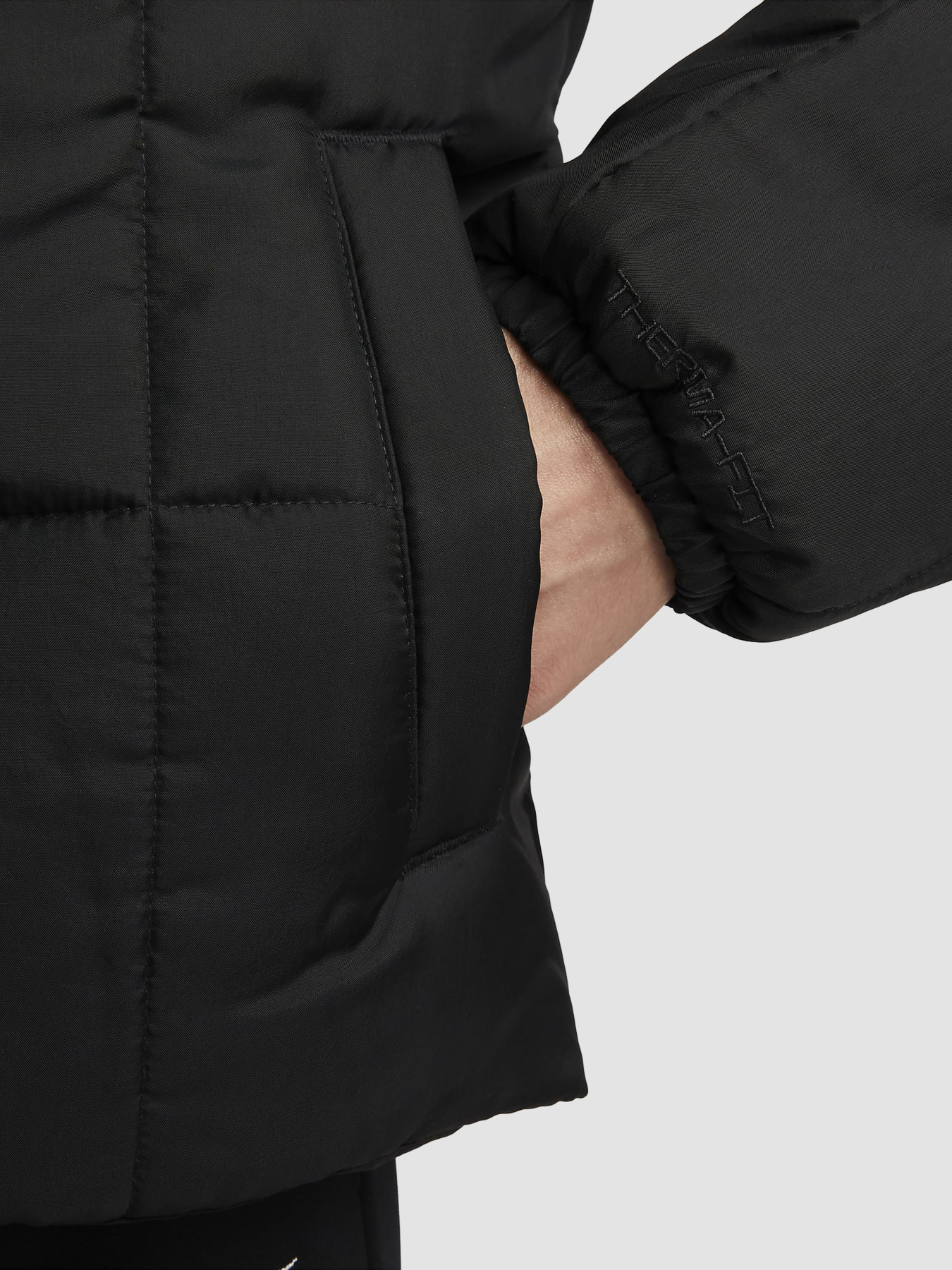 Куртки та дублянки NIKE Nsw Esstl Thrmr Clsc Puffer модель FB7672-010 Куртки та дублянки NIKE Nsw Esstl Thrmr Clsc Puffer модель FB7672-010 Фото