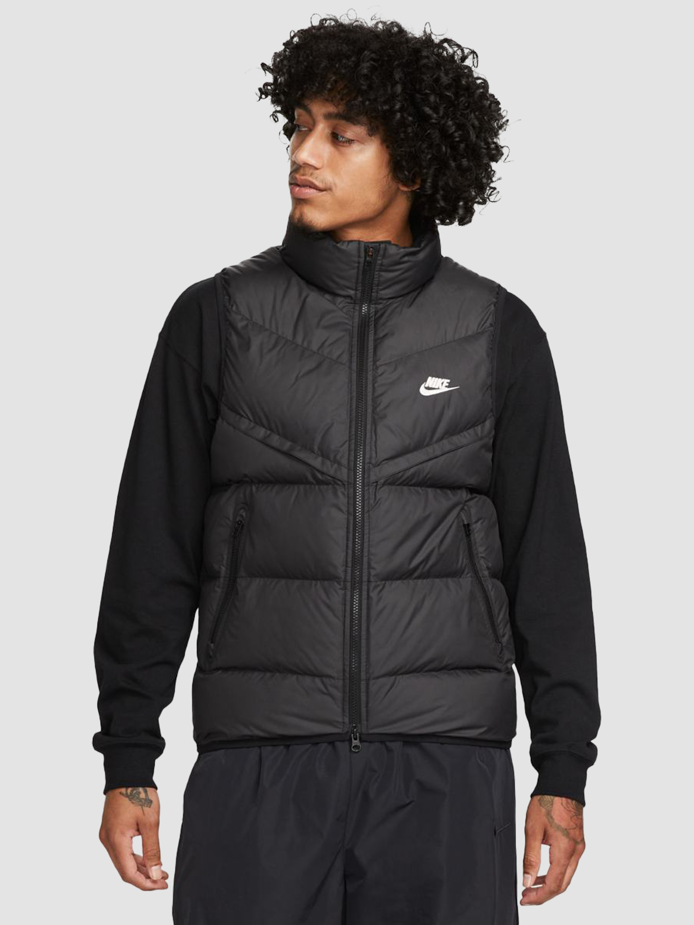 Куртки та дублянки NIKE M Nk Sf Wr Pl-Fld Vest модель FB8193-010 Куртки та дублянки NIKE M Nk Sf Wr Pl-Fld Vest модель FB8193-010 Фото