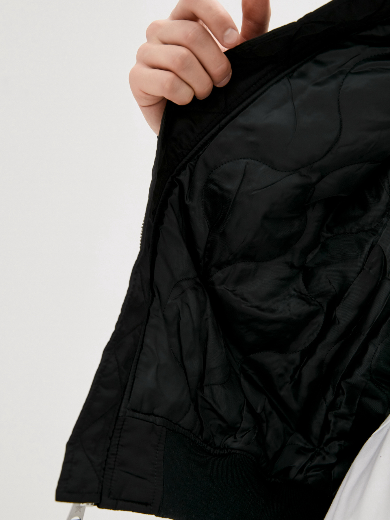 Куртки та дублянки Airboss модель 037600873221_black Куртки та дублянки Airboss модель 037600873221_black Фото