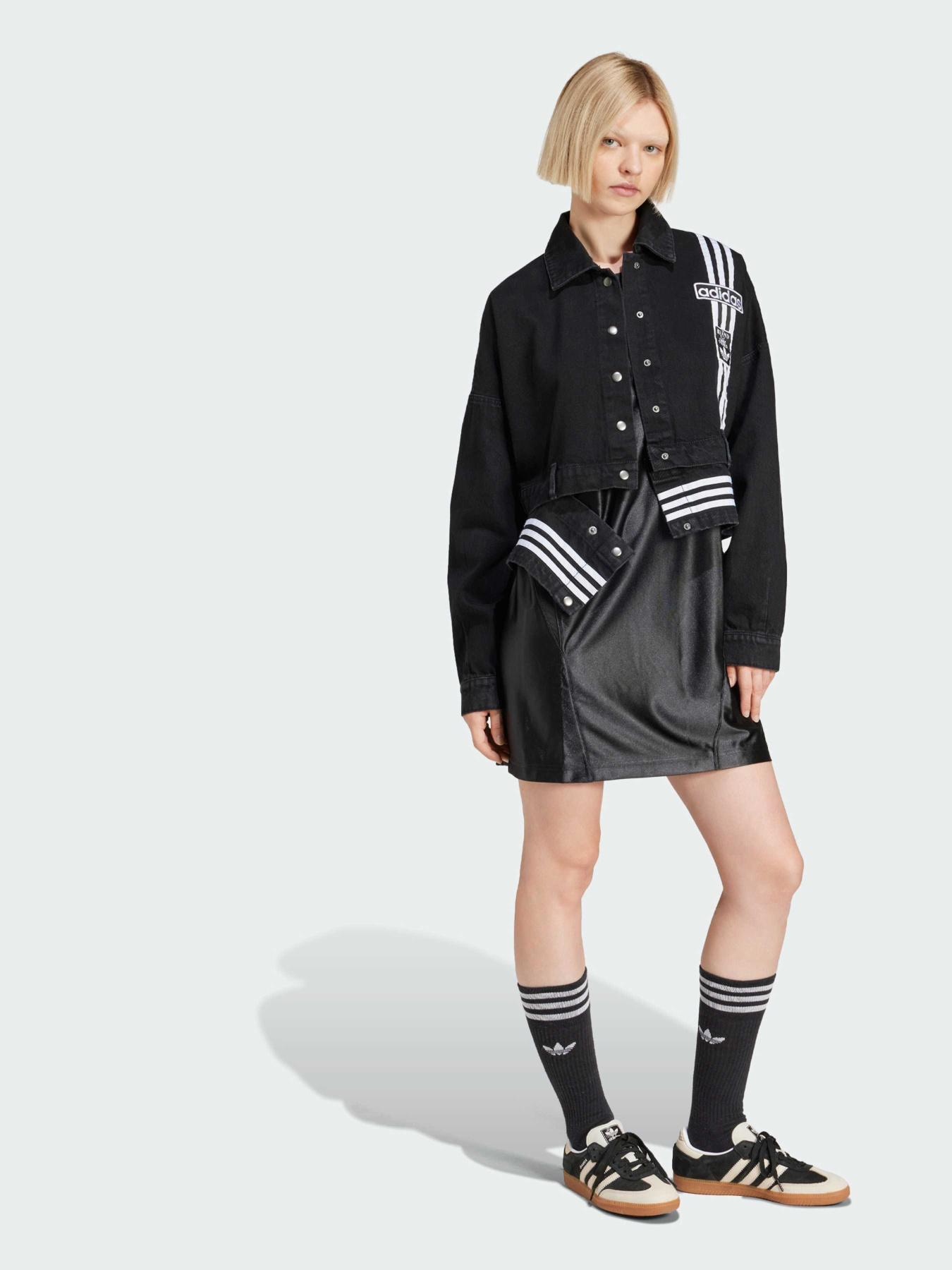 Куртки и дубленки Adidas Adicolor модель JJ3095 Фото