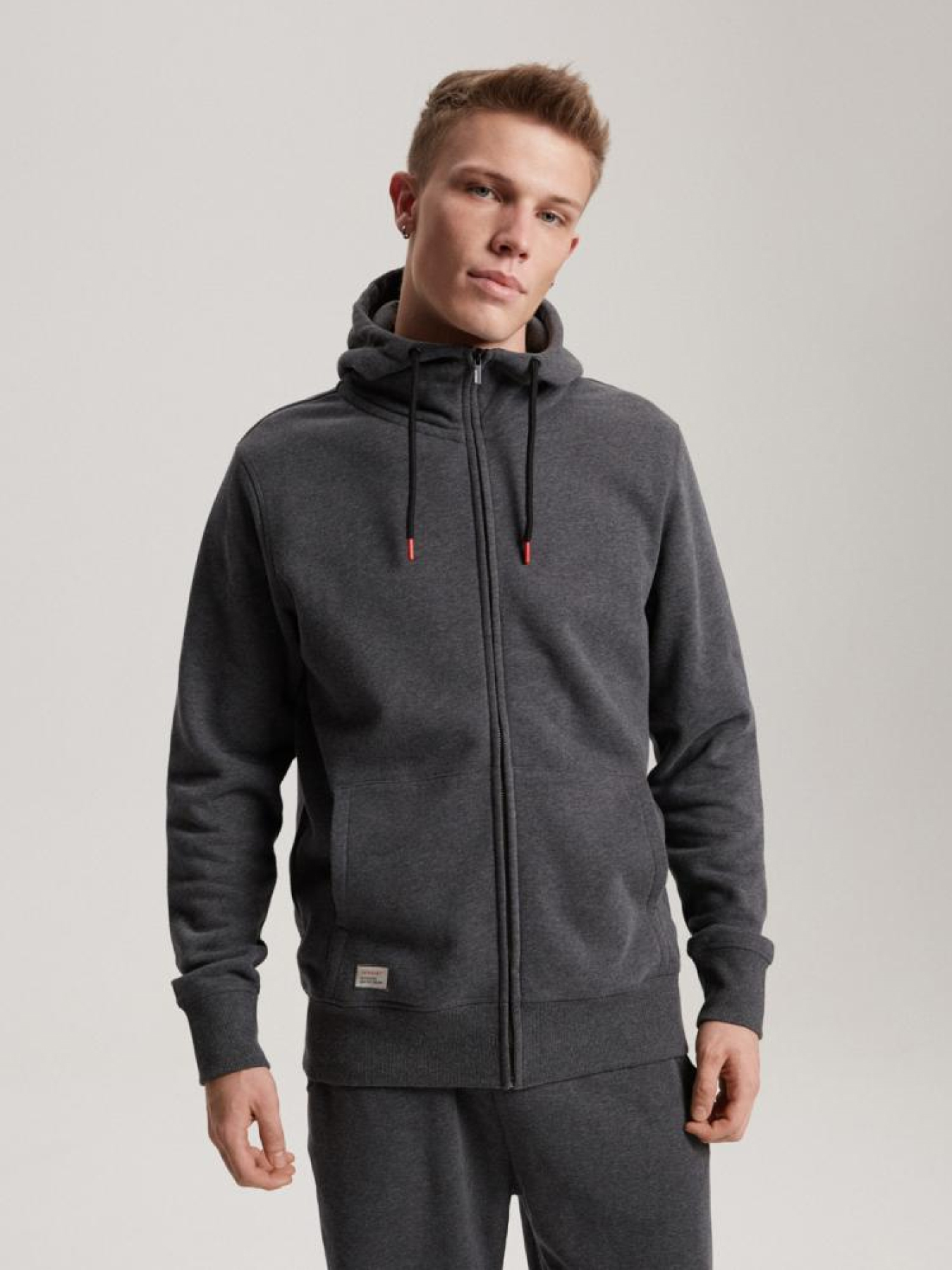 Худи и свитшоты DIVERSE Evb Hoody 14 модель 10041190 Худи и свитшоты DIVERSE Evb Hoody 14 модель 10041190 Фото