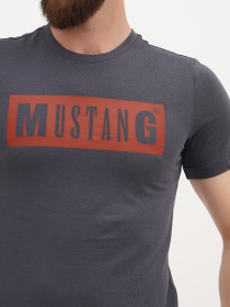 Футболки и поло Mustang Jeans Alex C LOGO Tee модель 1009738 Фото