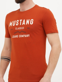 Футболки и поло Mustang Jeans Alex C Print модель 1014446 Фото