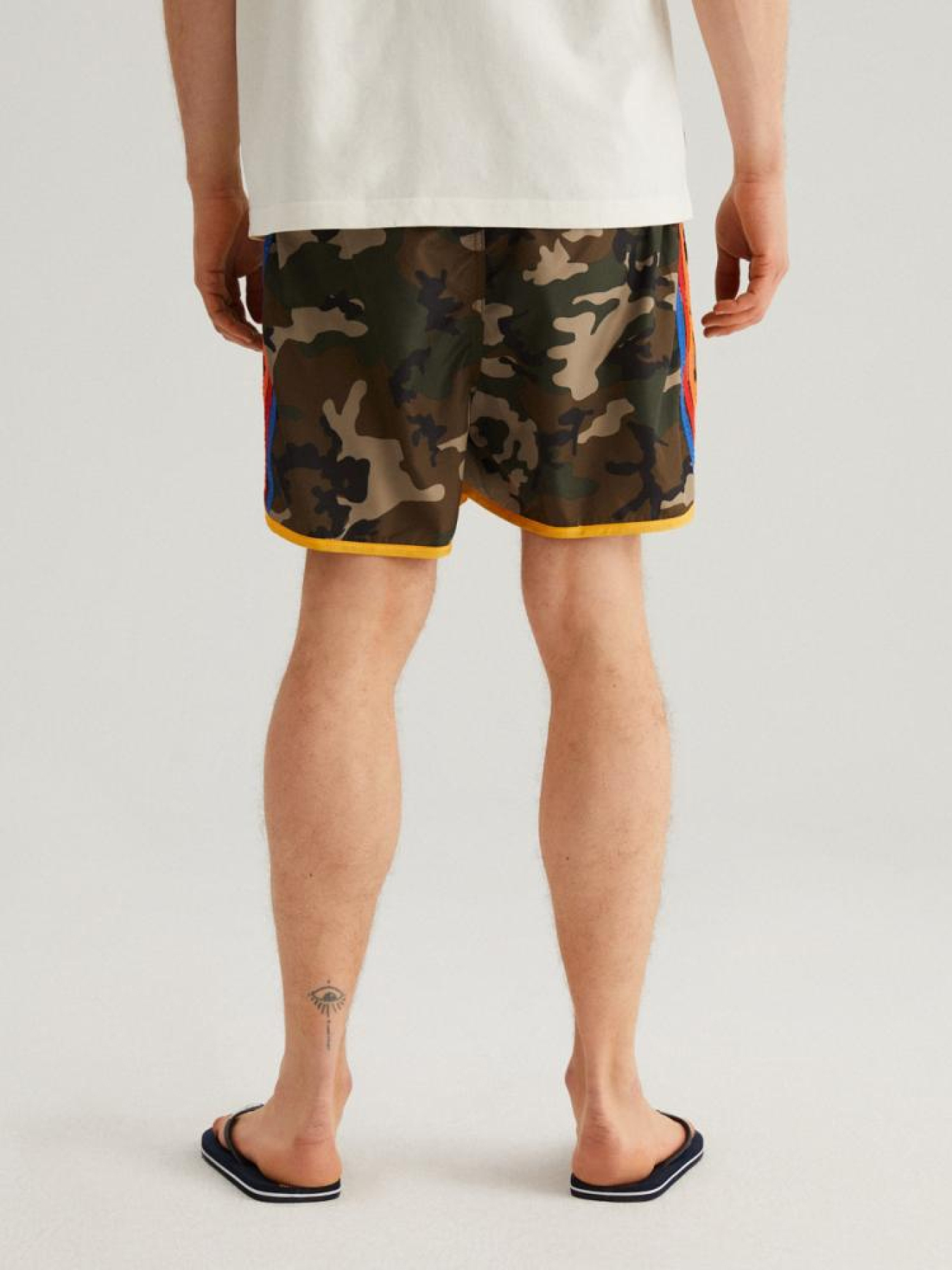 Одяг для пляжу DIVERSE Cltn Retros C модель 10041800 Одяг для пляжу DIVERSE Cltn Retros C модель 10041800 Фото