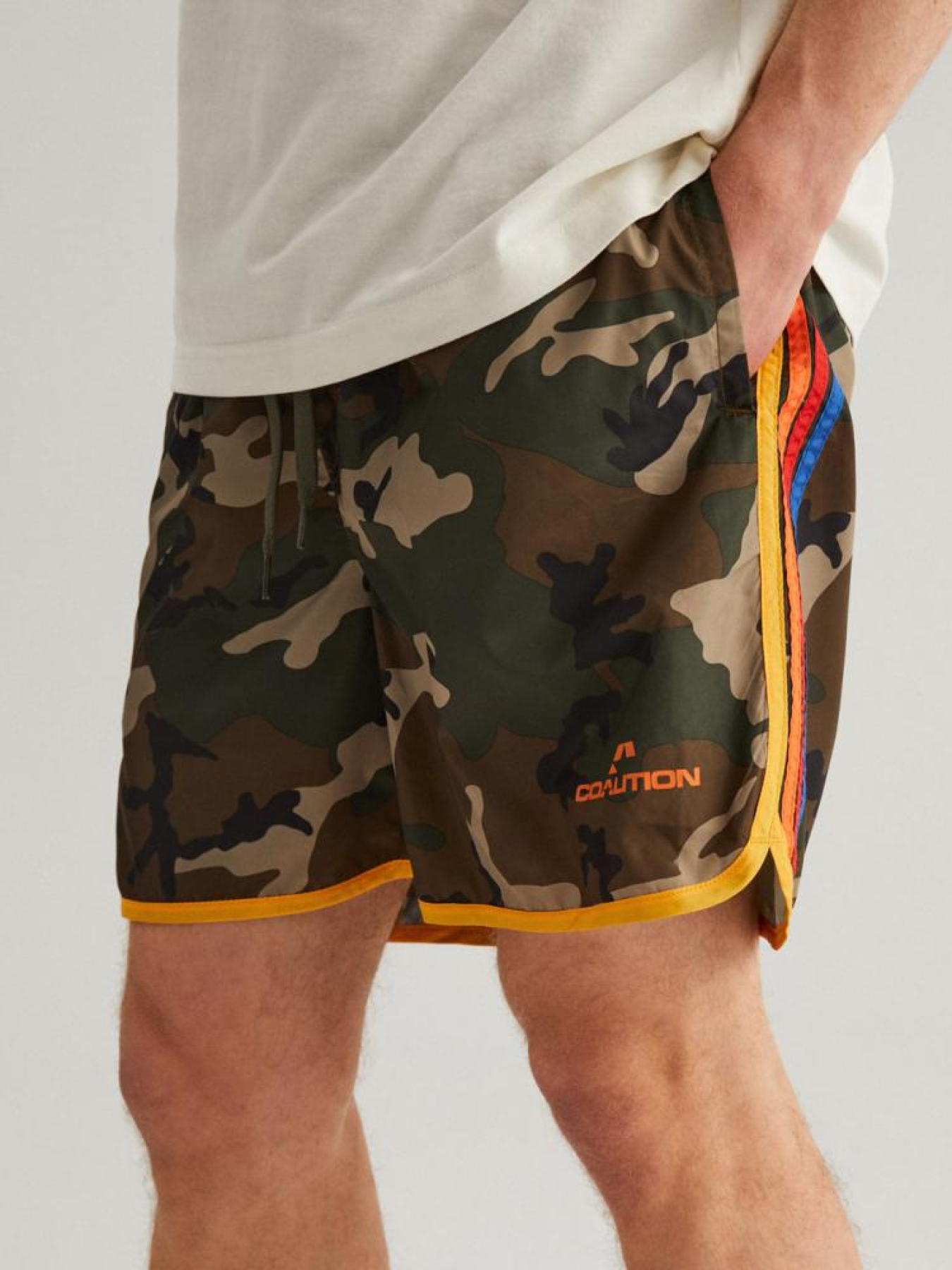 Одяг для пляжу DIVERSE Cltn Retros C модель 10041800 Одяг для пляжу DIVERSE Cltn Retros C модель 10041800 Фото