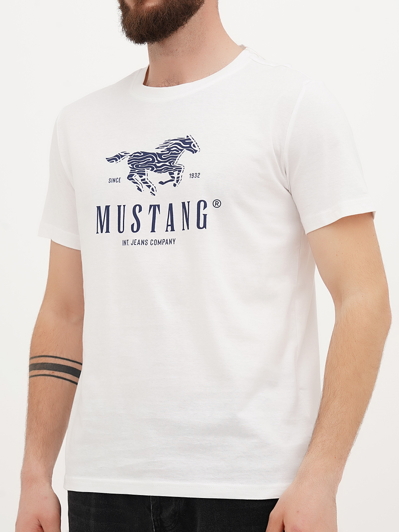 Футболки и поло Mustang Jeans Austin модель 1025069 Фото