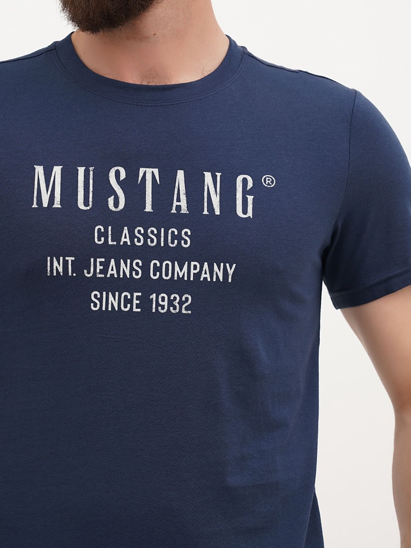 Футболки и поло Mustang Jeans Austin модель 1015067 Фото
