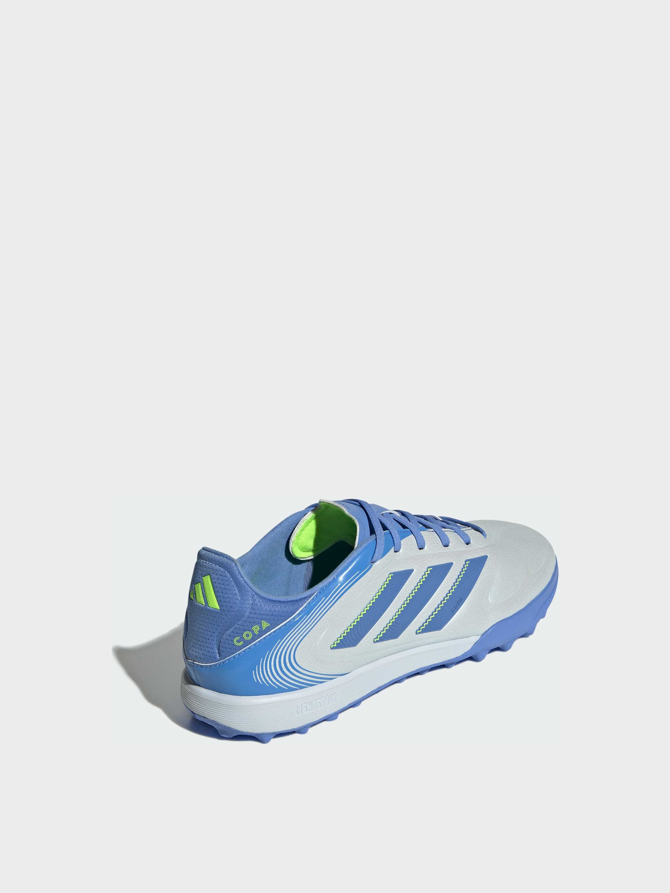 Кроссовки Adidas Copa модель ID9045 Фото