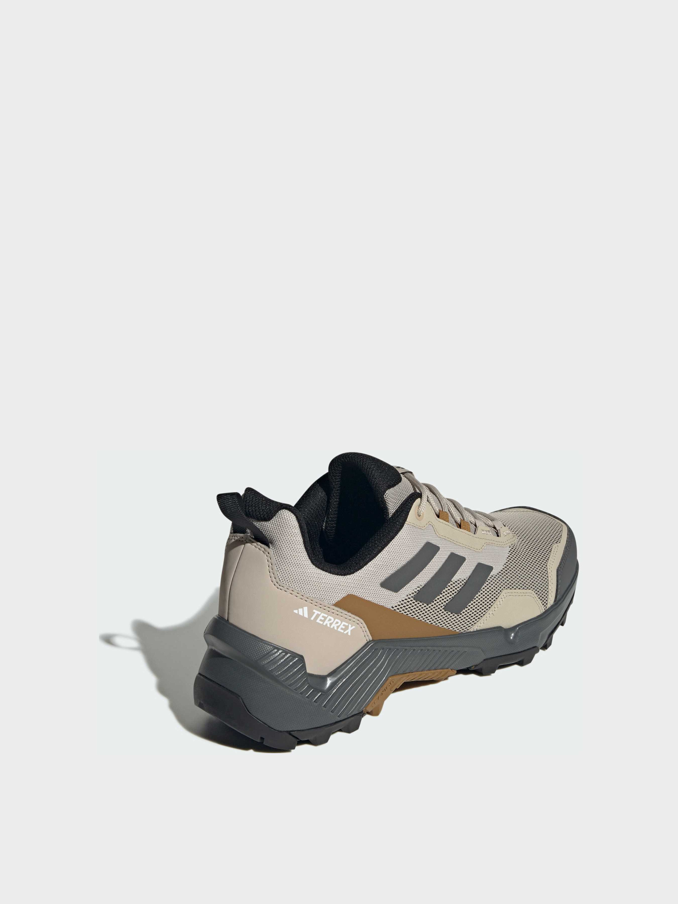 Кроссовки Adidas модель IH1166 Кроссовки Adidas модель IH1166 Фото